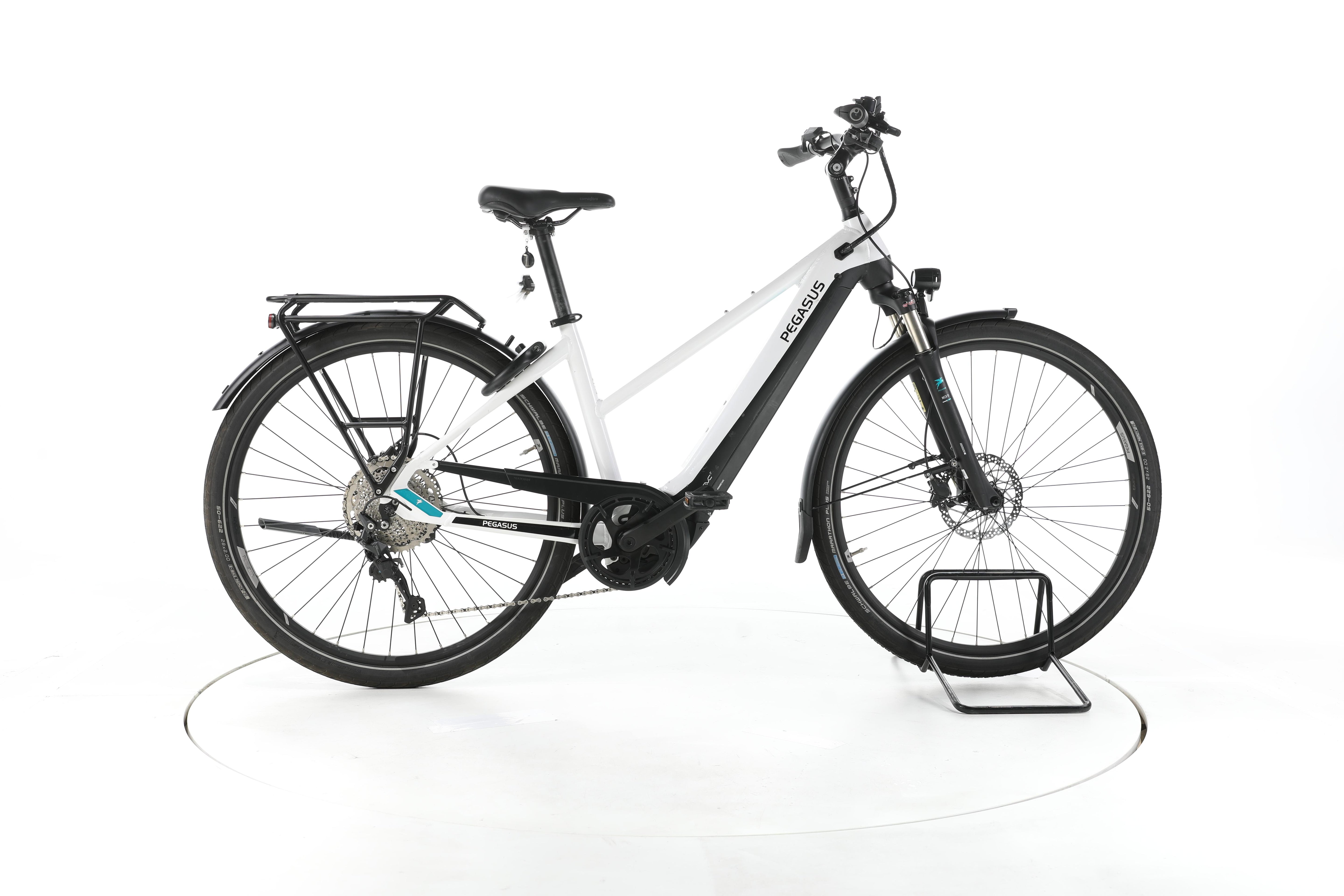 Pegasus Premio EVO 10 Lite Trekking E-Bike - Image 1