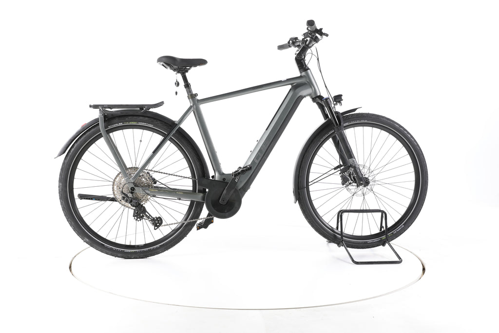 Cube Kathmandu Hybrid Pro 750 Trekking E-Bike - Image 1