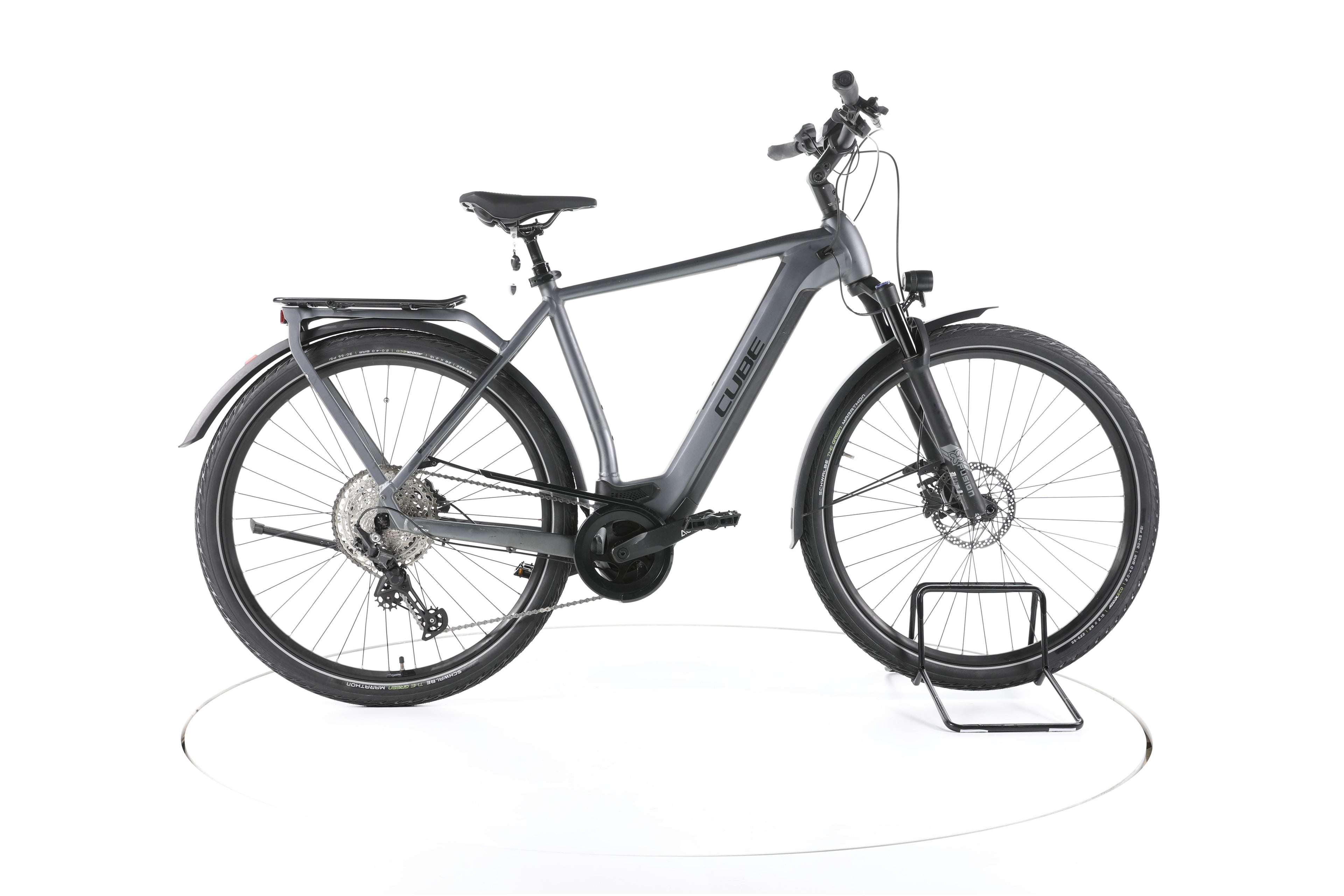 Cube Kathmandu Hybrid Pro Trekking E-Bike - Image 1