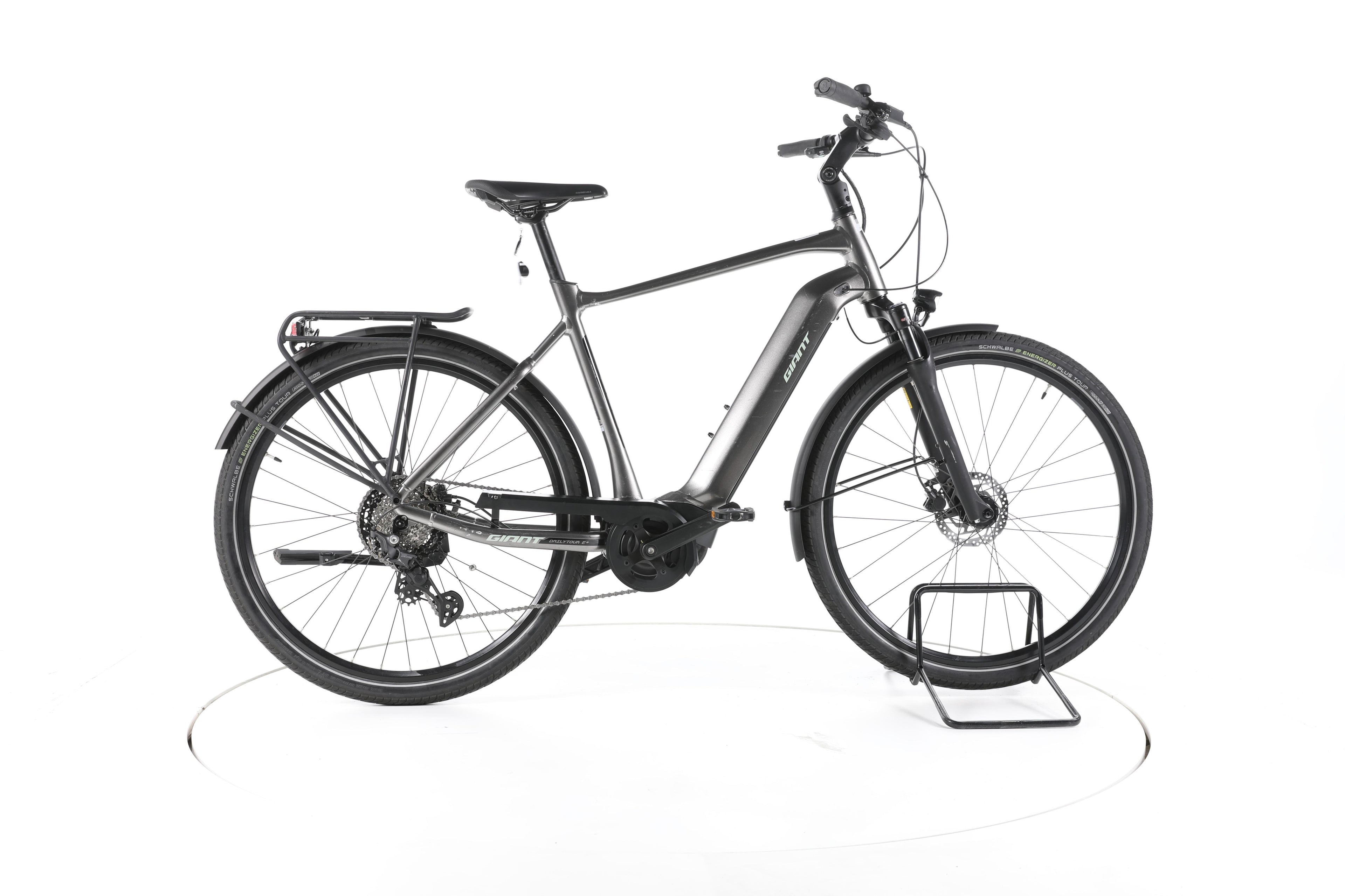 Giant DailyTour E+ 2 D GTS Trekking E-Bike - Image 1