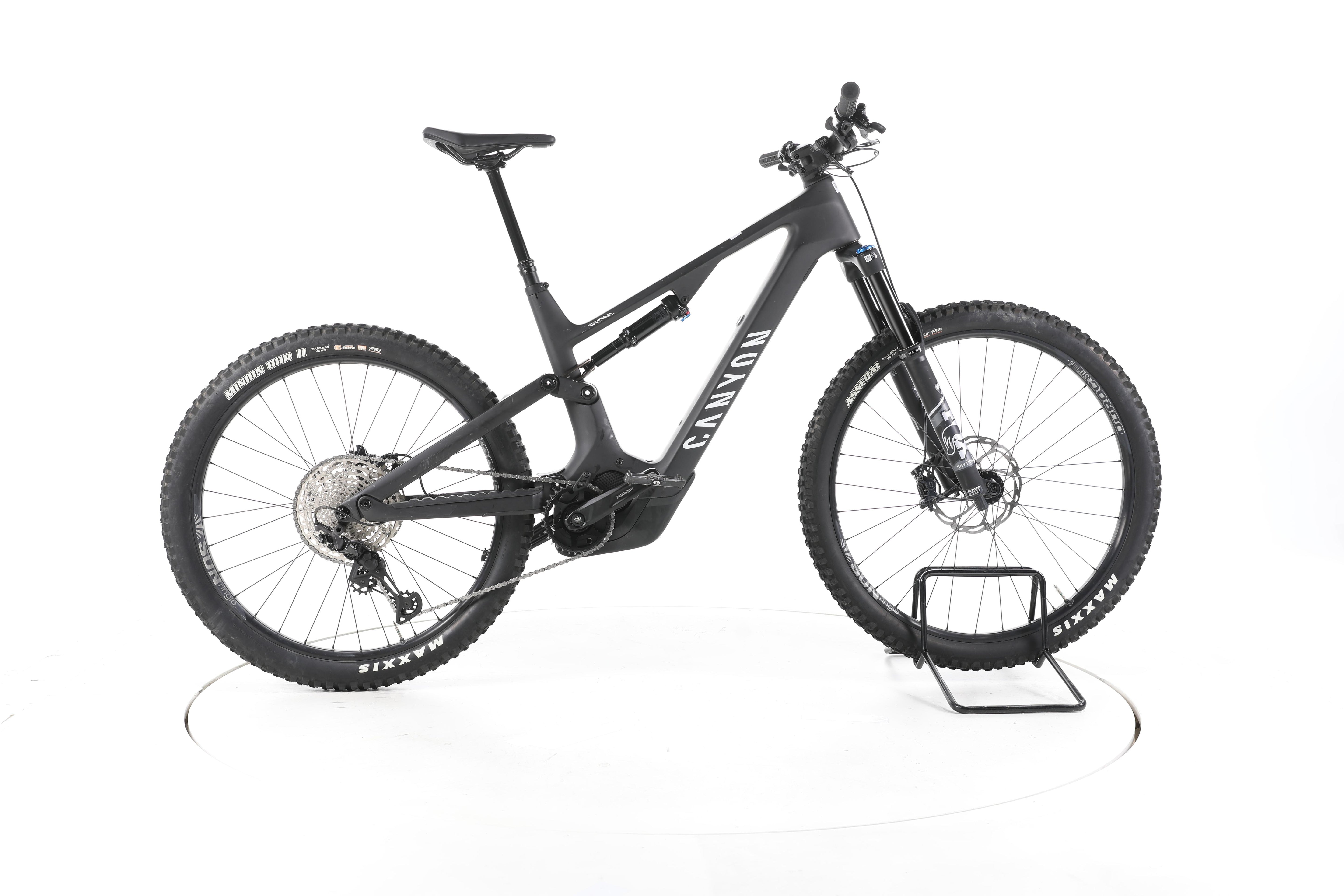 Canyon Spectral:ON CF 8 Fully E-Bike - Image 1