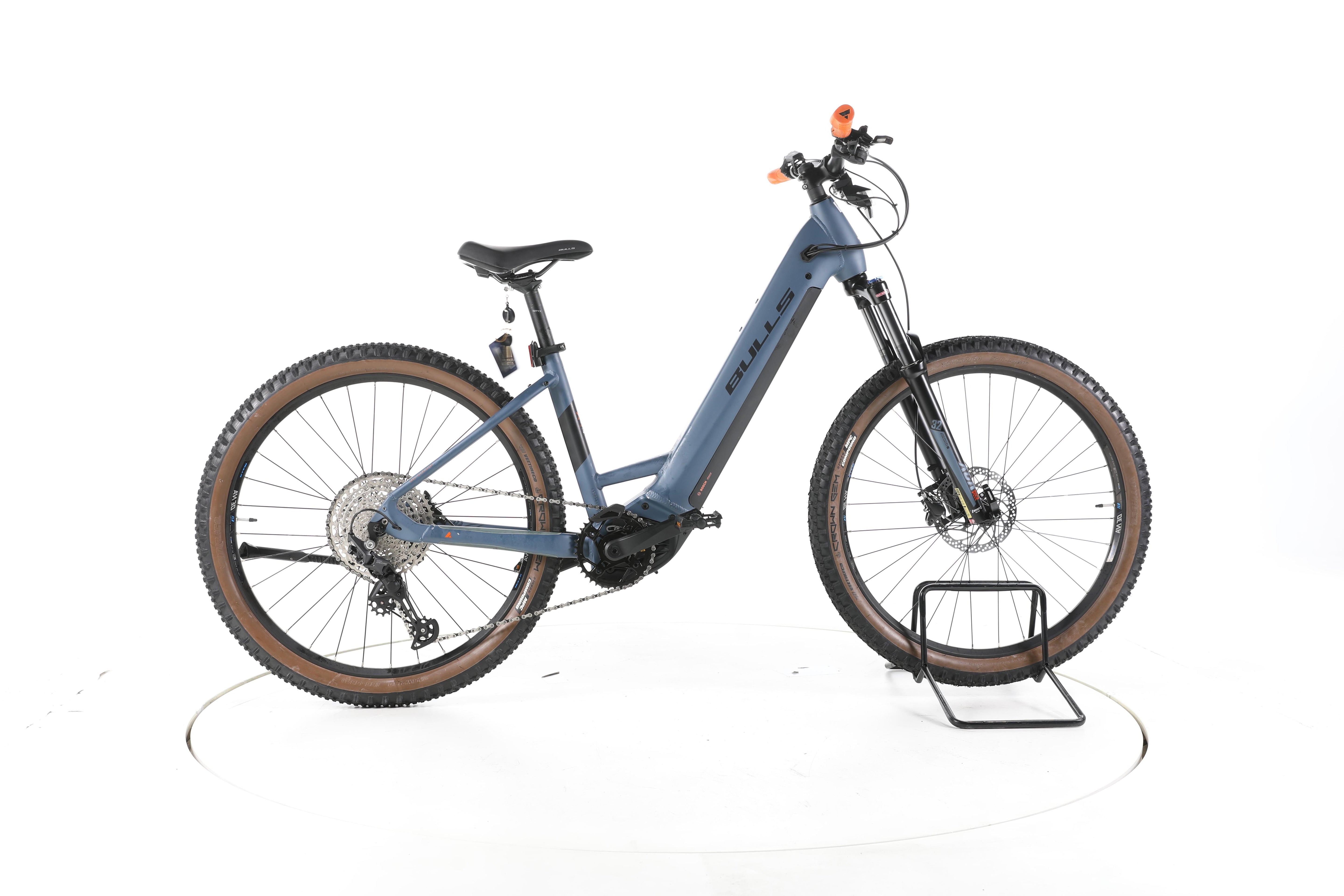 Bulls Copperhead EVO 2 Trekking E-Bike Tiefeinsteiger 2024 - Image 1