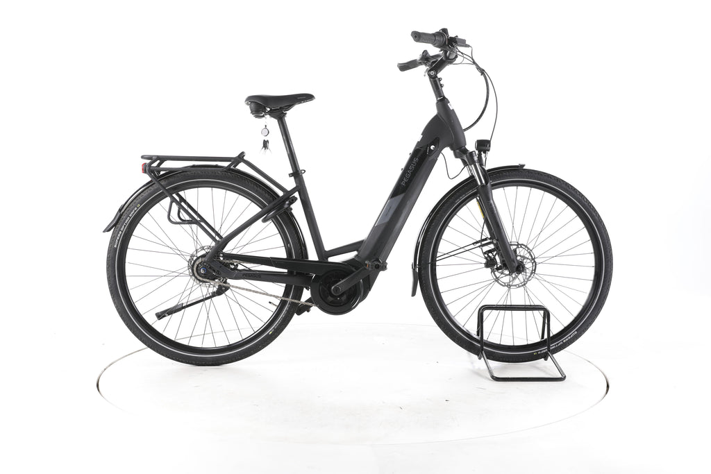 Pegasus Solero Evo 8 City E-Bike Tiefeinsteiger - Image 1