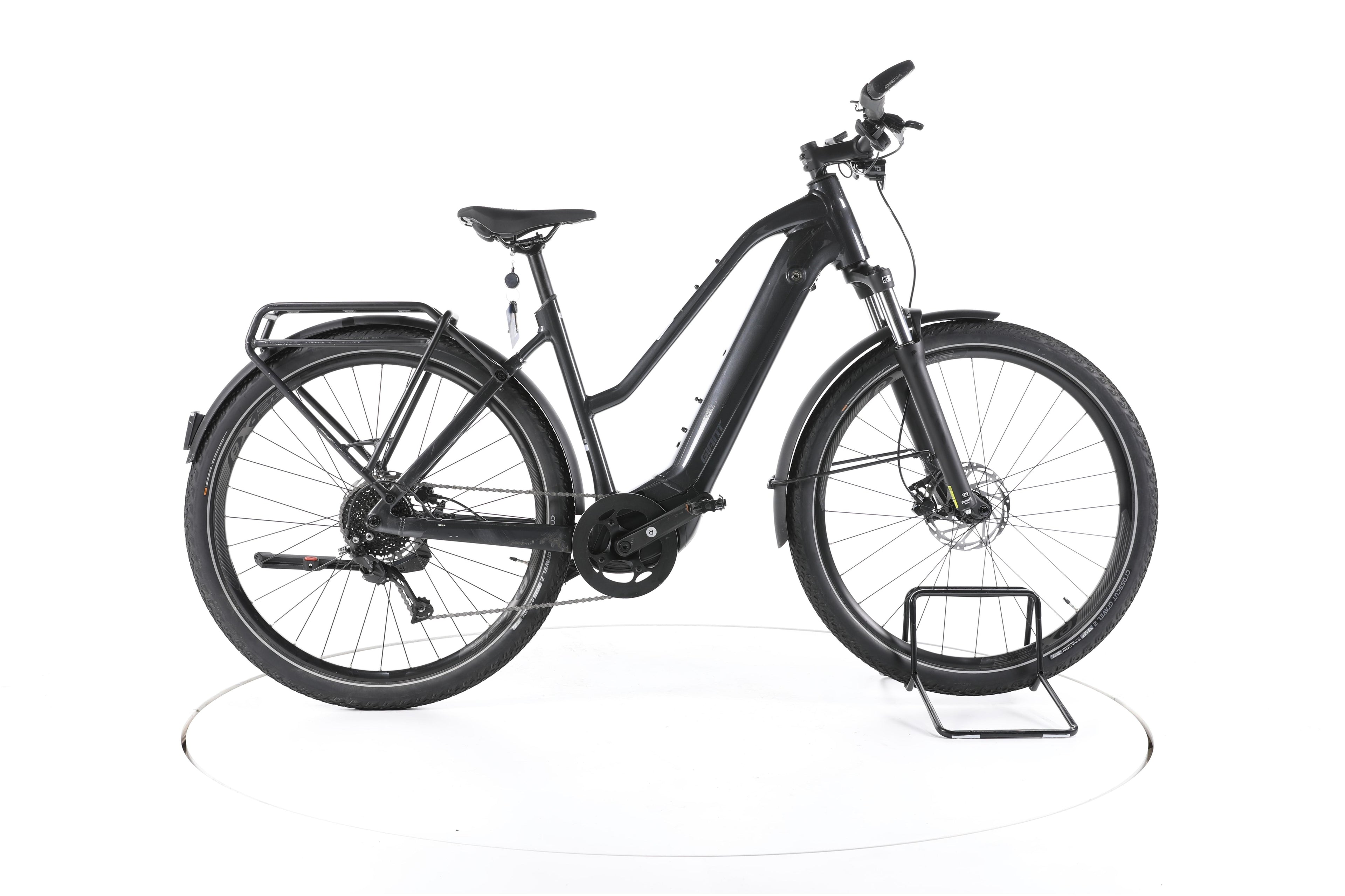 Giant Explore E+ 2 Trekking E-Bike 2024 - Image 1