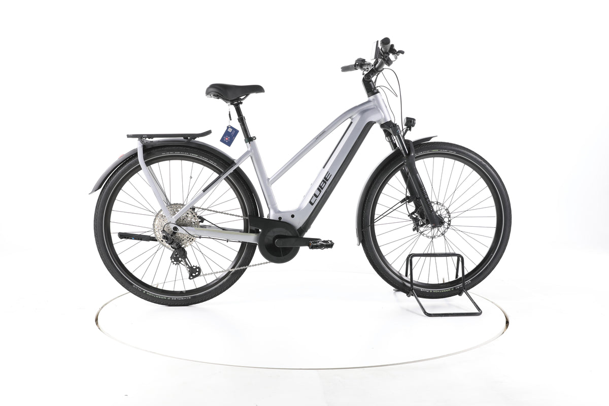 Cube Kathmandu Hybrid SLX Trekking E-Bike 2024 - Image 1