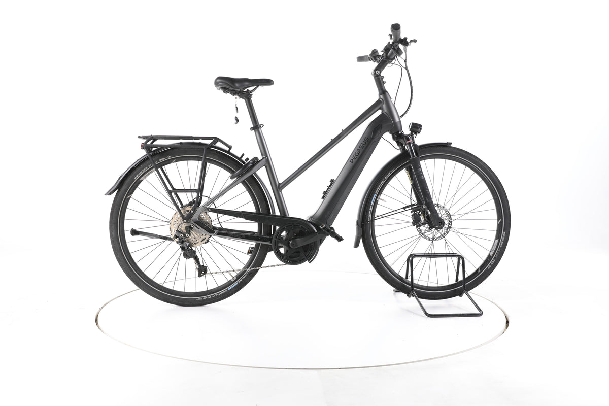 Pegasus Premio EVO 10 Lite Trekking E-Bike - Image 1
