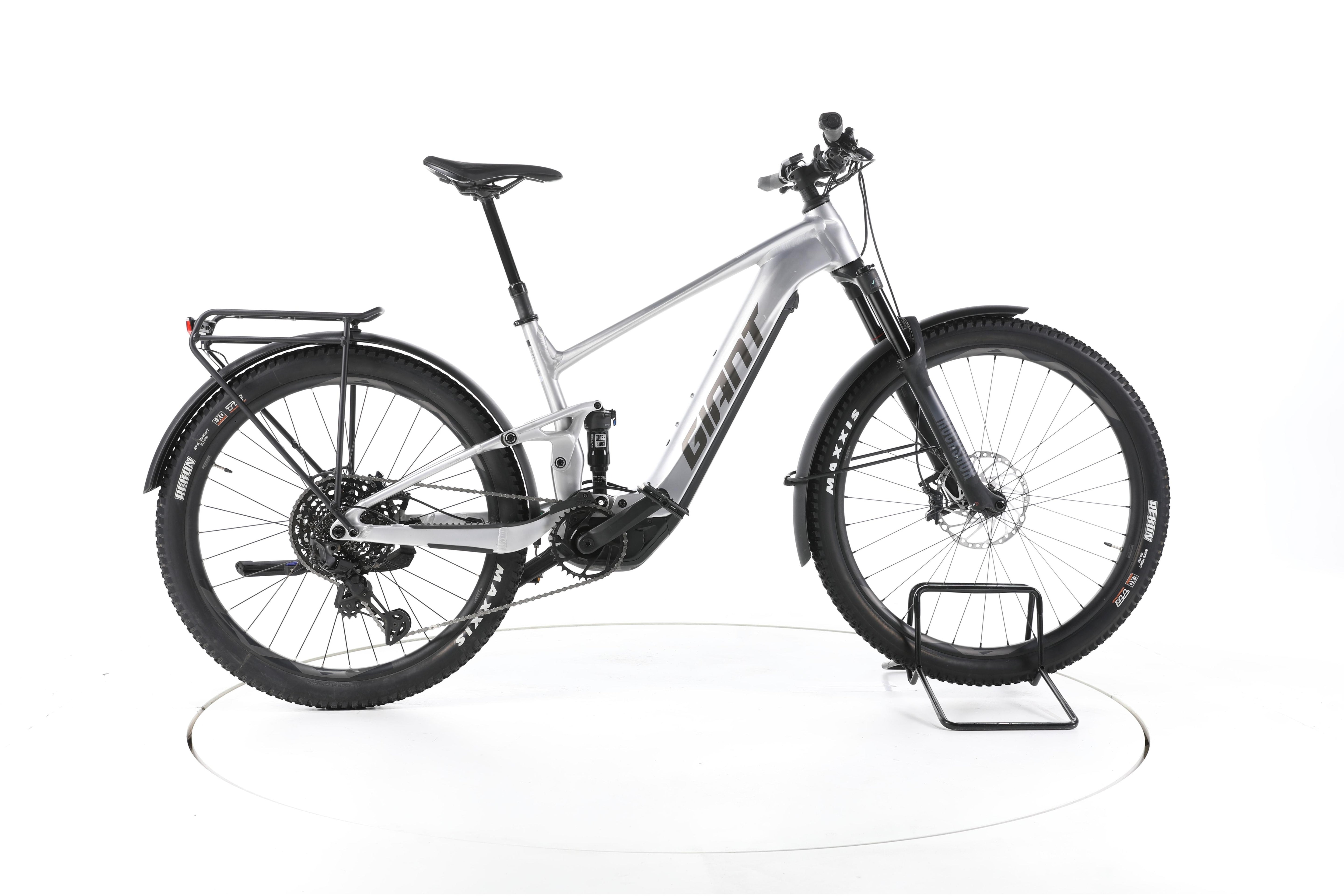 Giant Stance E+ 0 Pro SUV E-Bike - Image 1