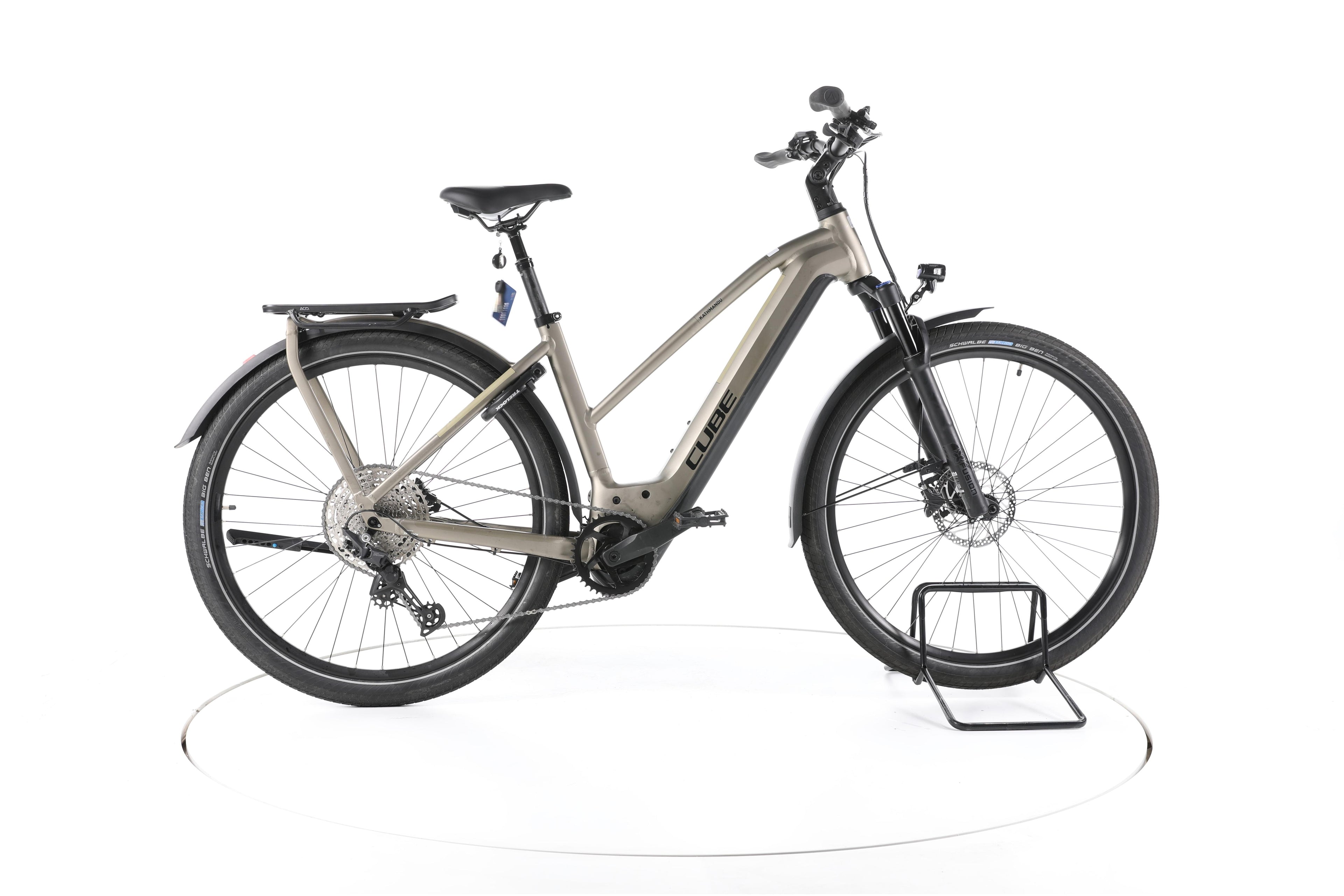 Cube Kathmandu Hybrid Pro Trekking E-Bike 2023 - Image 1