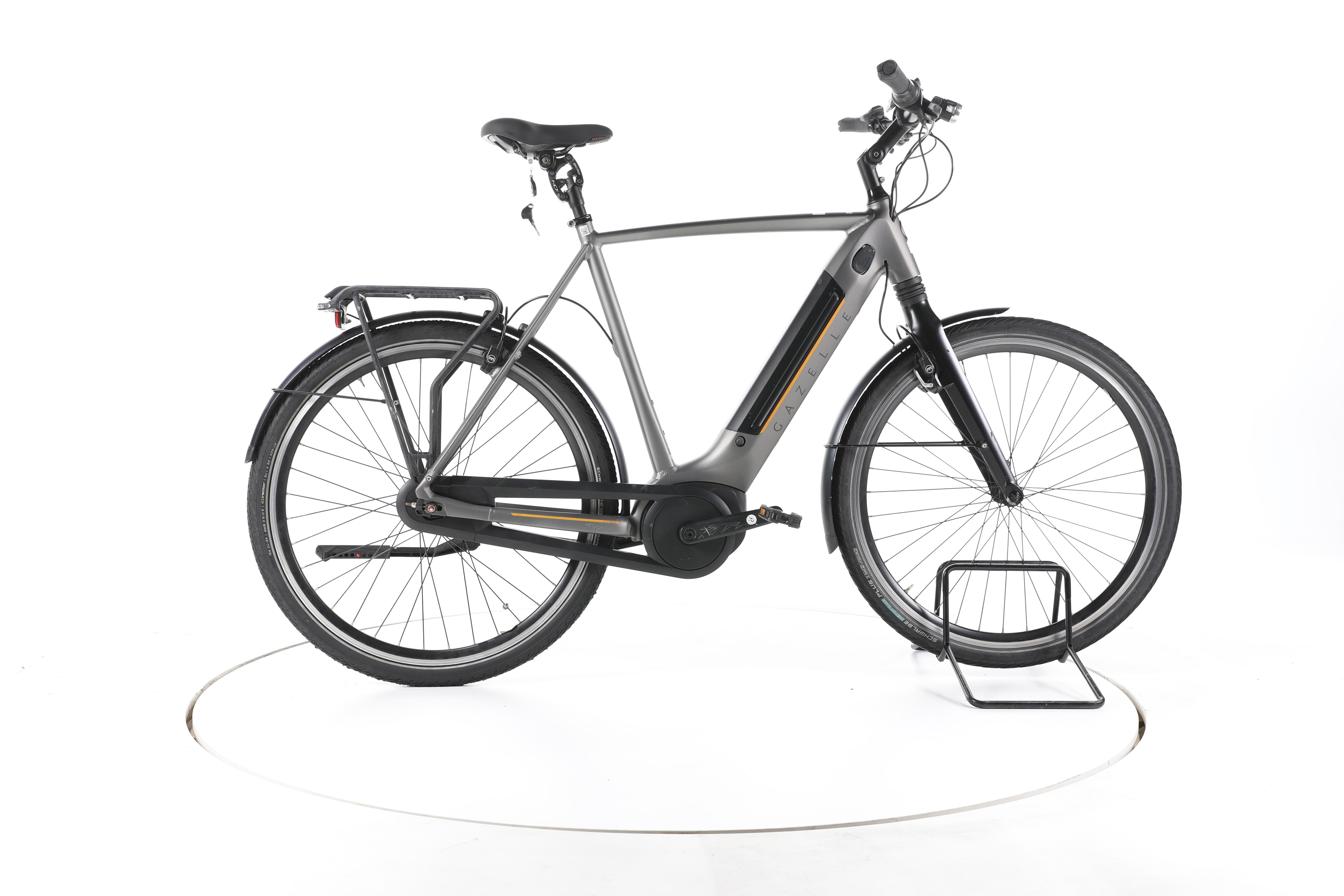 Gazelle Ultimate C8+ HMB City E-Bike - Image 1