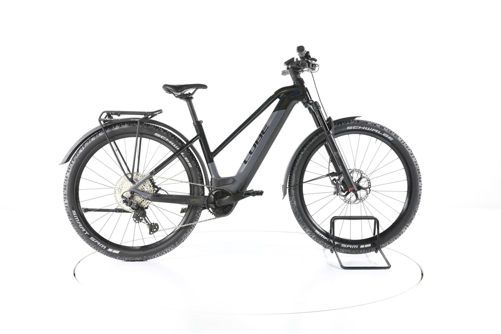 Cube Reaction Hybrid SLT Trekking E-Bike - Image 1