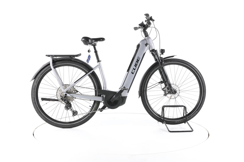 Cube Kathmandu Hybrid SL Trekking E-Bike Tiefeinsteiger - Image 1