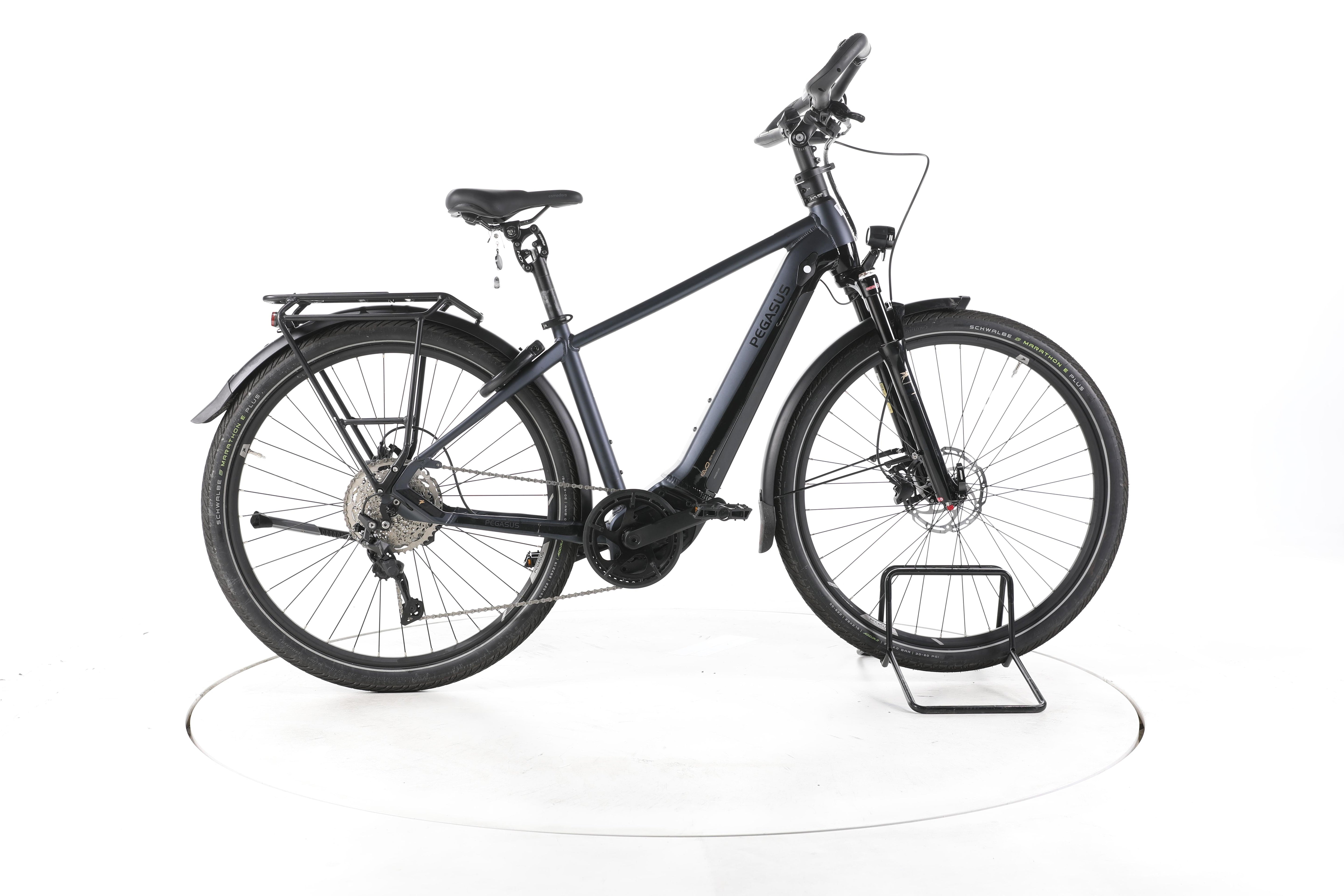 Pegasus Premio EVO 10 Lite Trekking E-Bike - Image 1