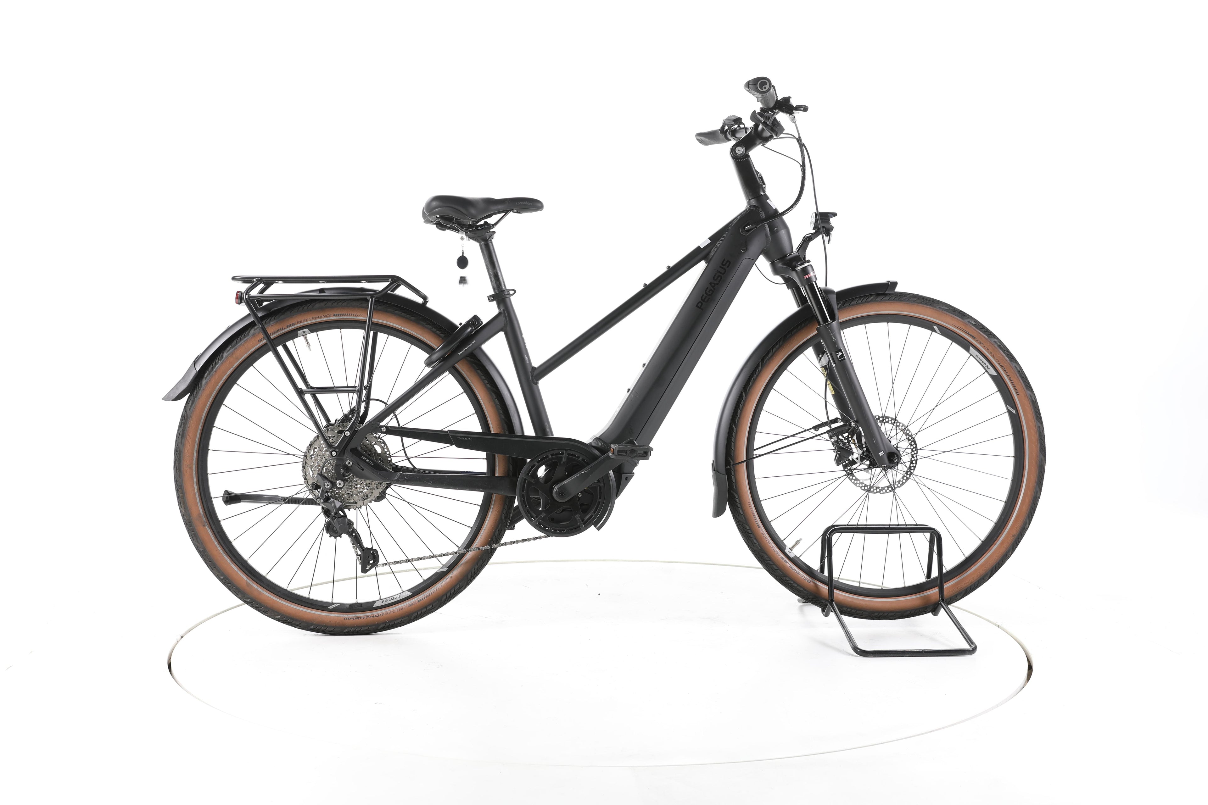 Pegasus Premio EVO 10 Lite Trekking E-Bike 2024 - Image 1