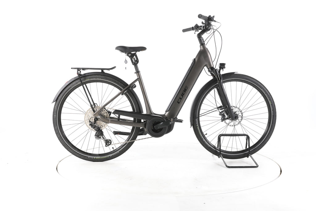 Cube Supreme Sport Hybrid SLX Trekking E-Bike Tiefeinsteiger - Image 1