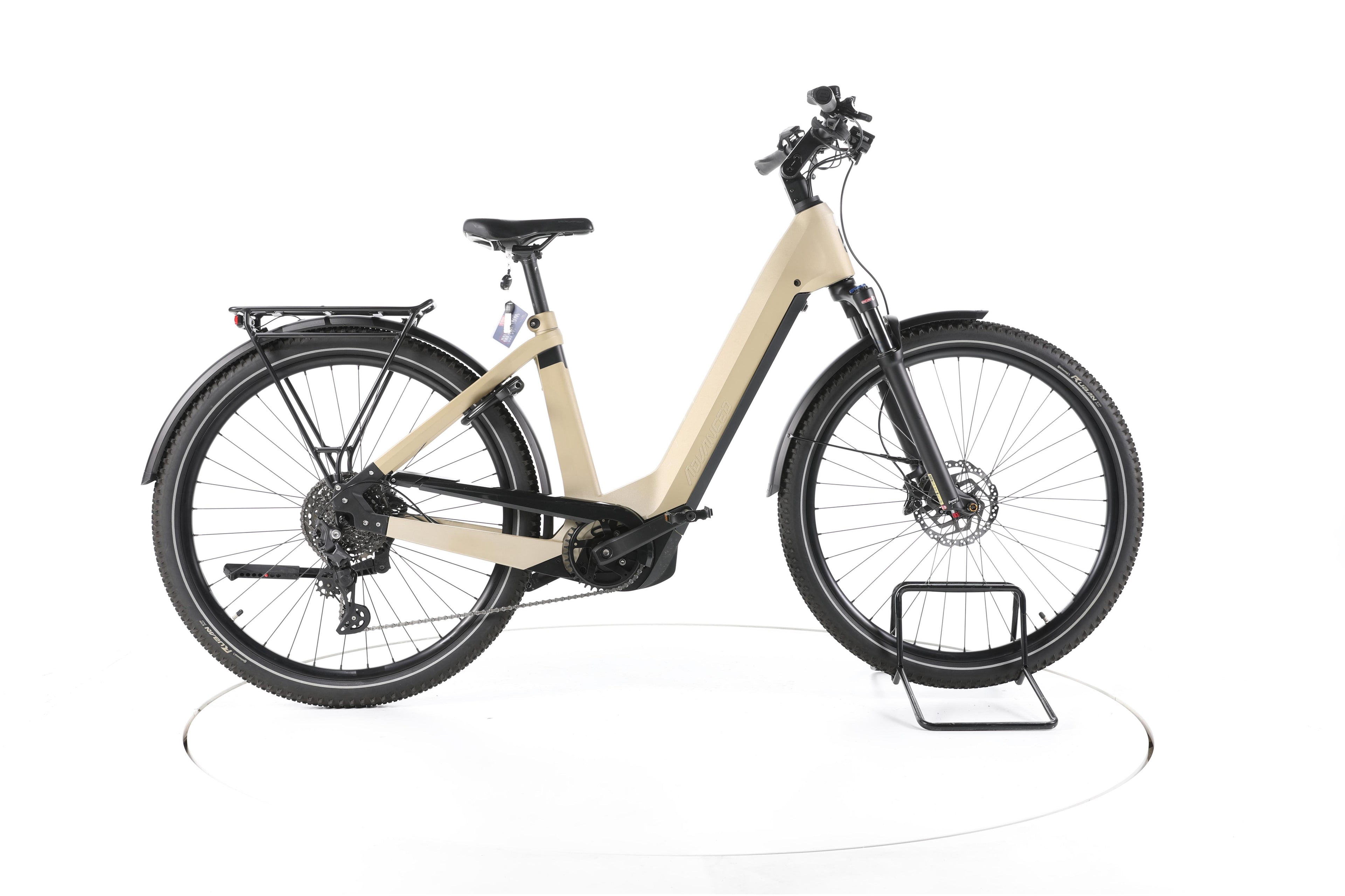 ADVANCED Reco One Trekking E-Bike Tiefeinsteiger - Image 1