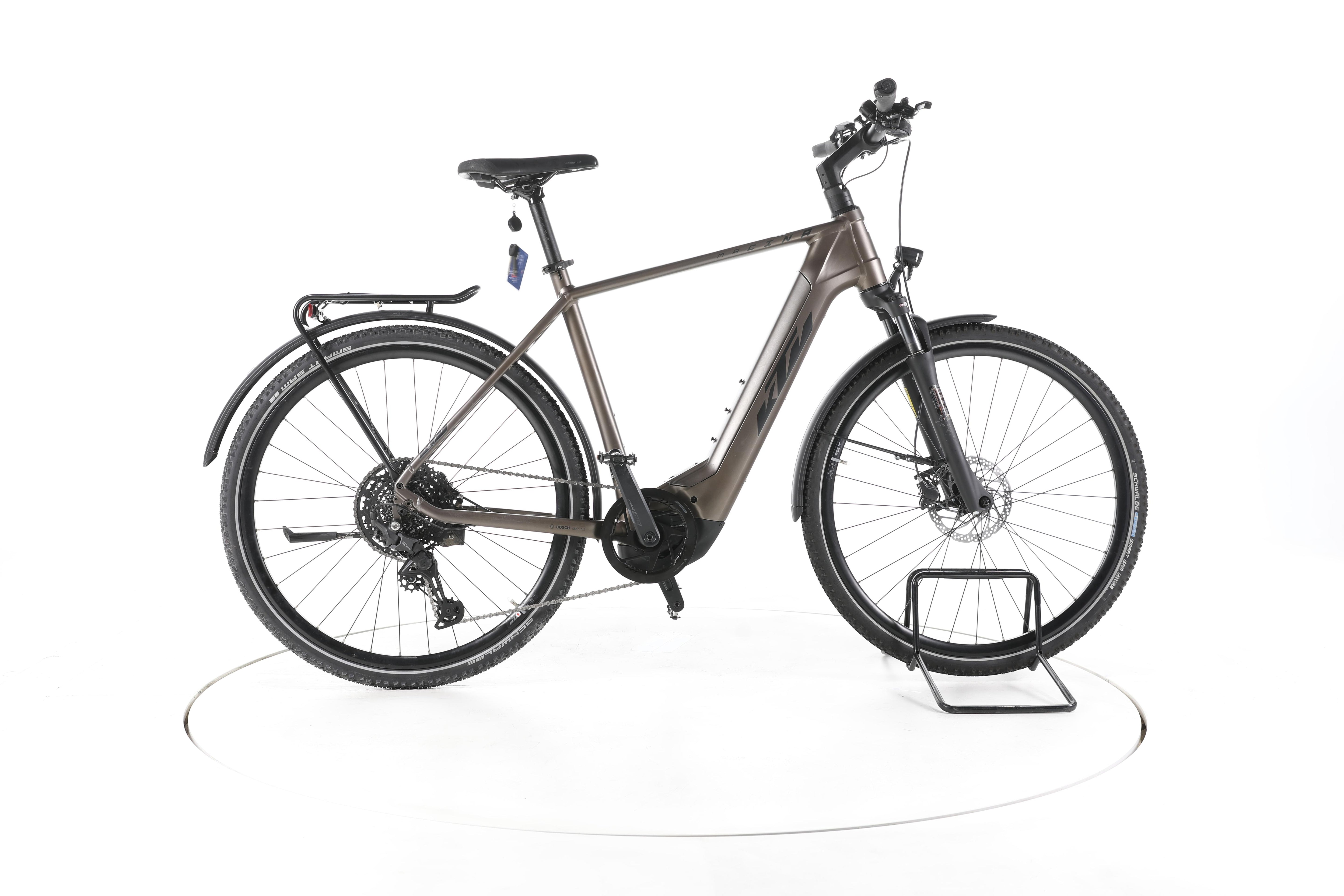KTM Macina Cross LFC Trekking E-Bike 2025 - Image 1