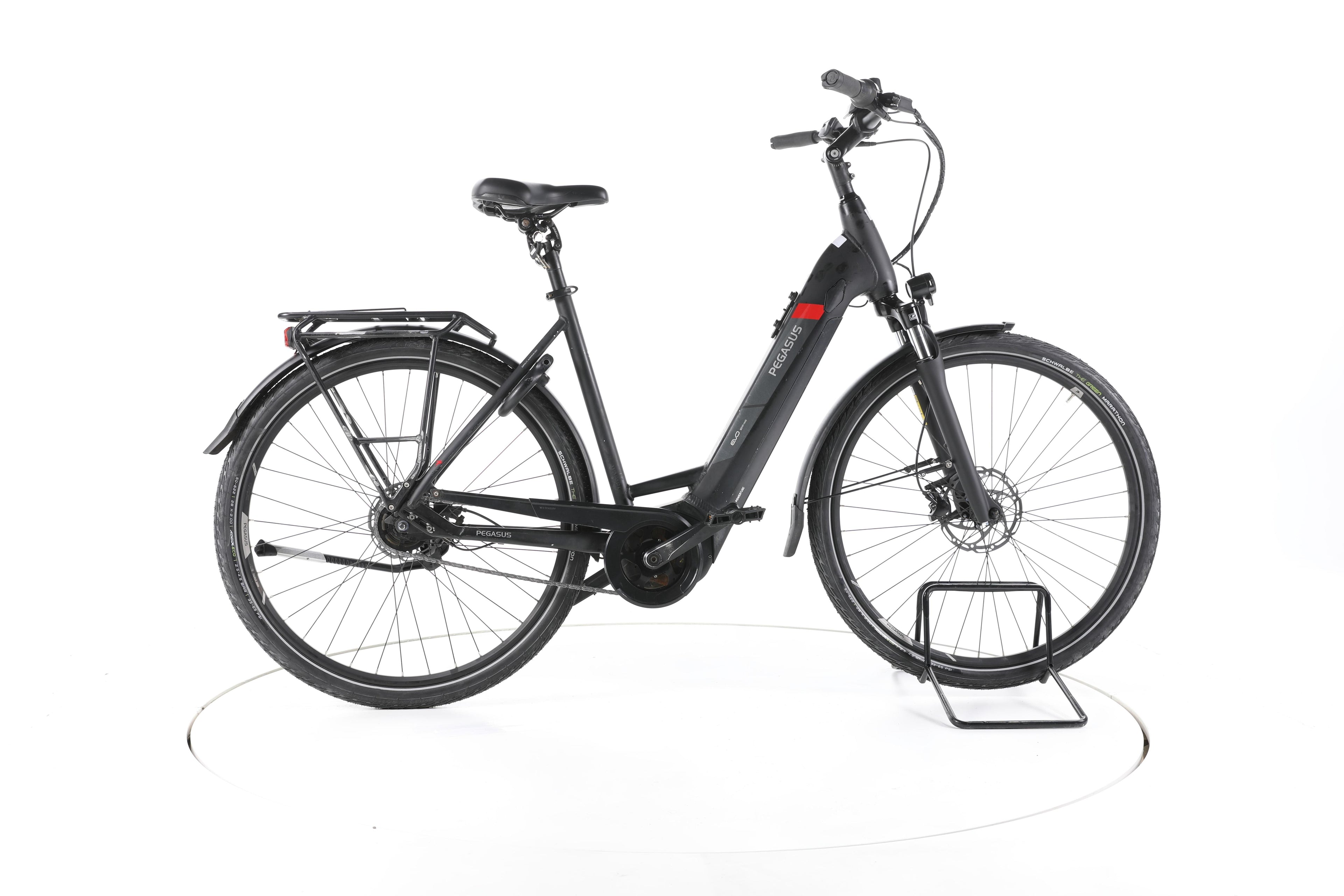 Pegasus Premio EVO 5F City E-Bike Tiefeinsteiger - Image 1