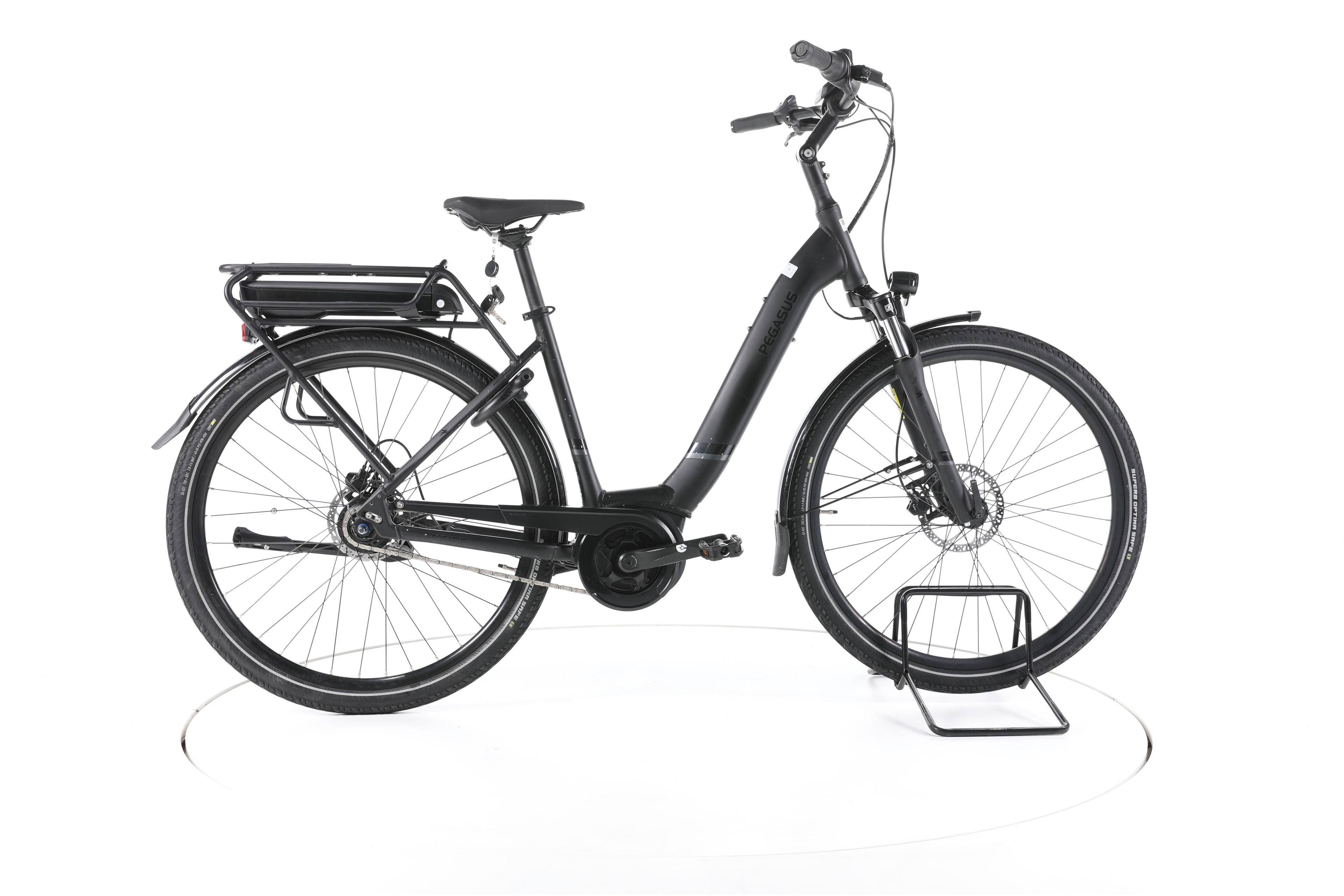 Pegasus Solero E8R Plus City E-Bike Tiefeinsteiger - Image 1