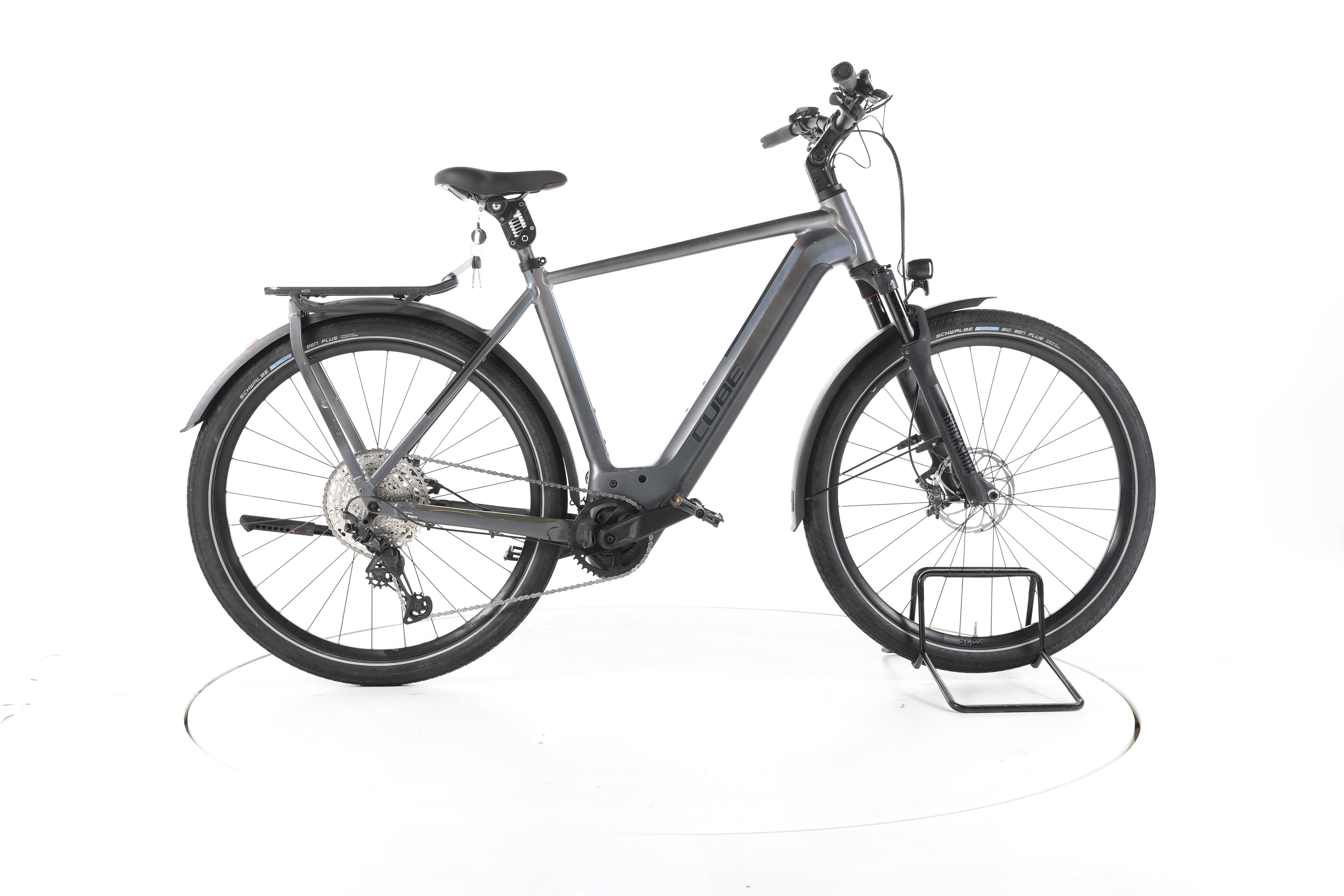 Cube Kathmandu Hybrid SLT Trekking E-Bike - Image 1