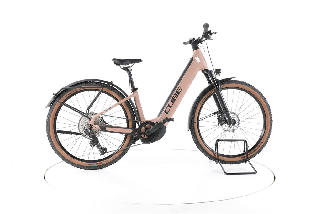 Cube Reaction Hybrid Pro Allroad Trekking E-Bike Tiefeinsteiger 2023 - Image 1