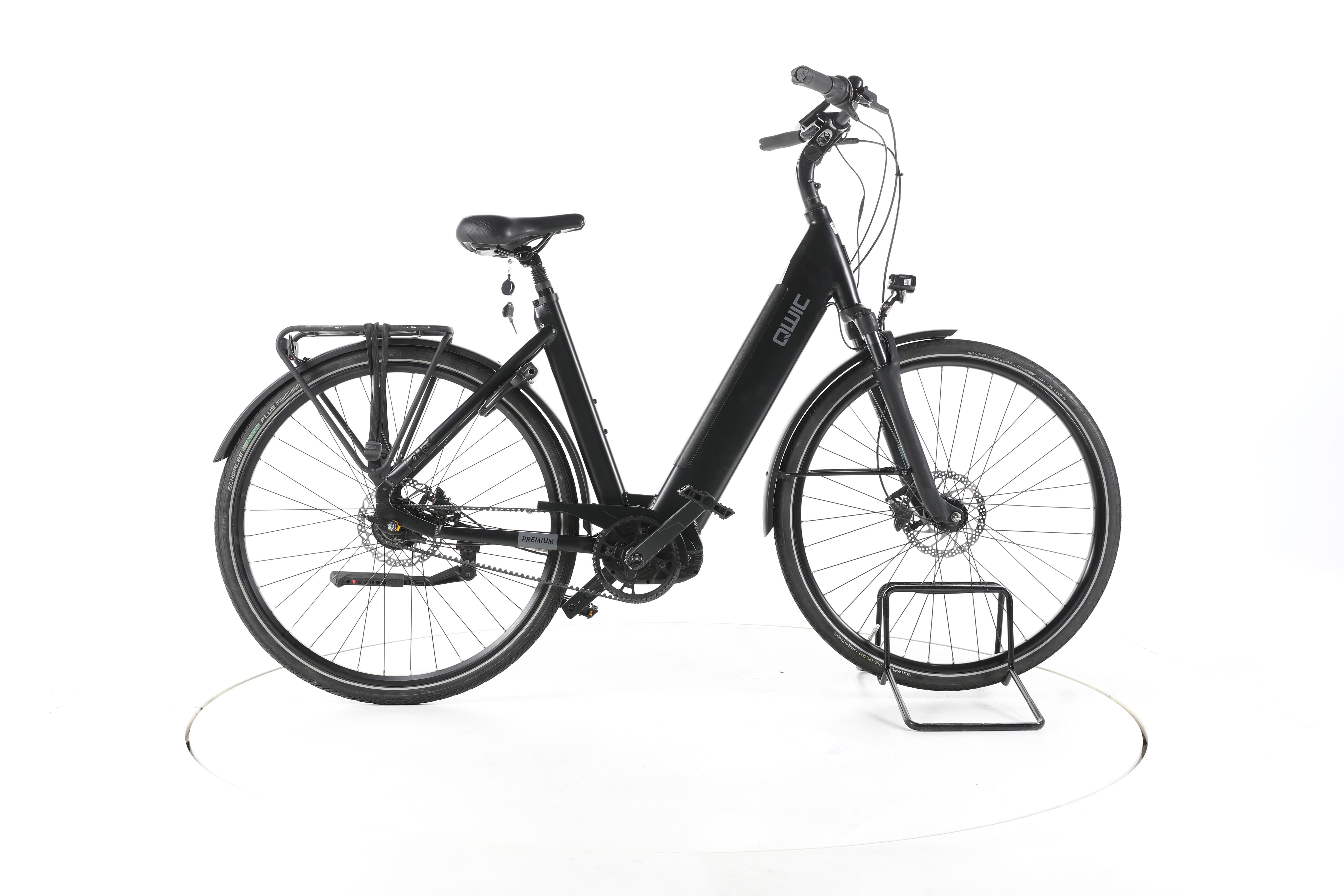 QWIC Premium I MN7+ City E-Bike Tiefeinsteiger - Image 1
