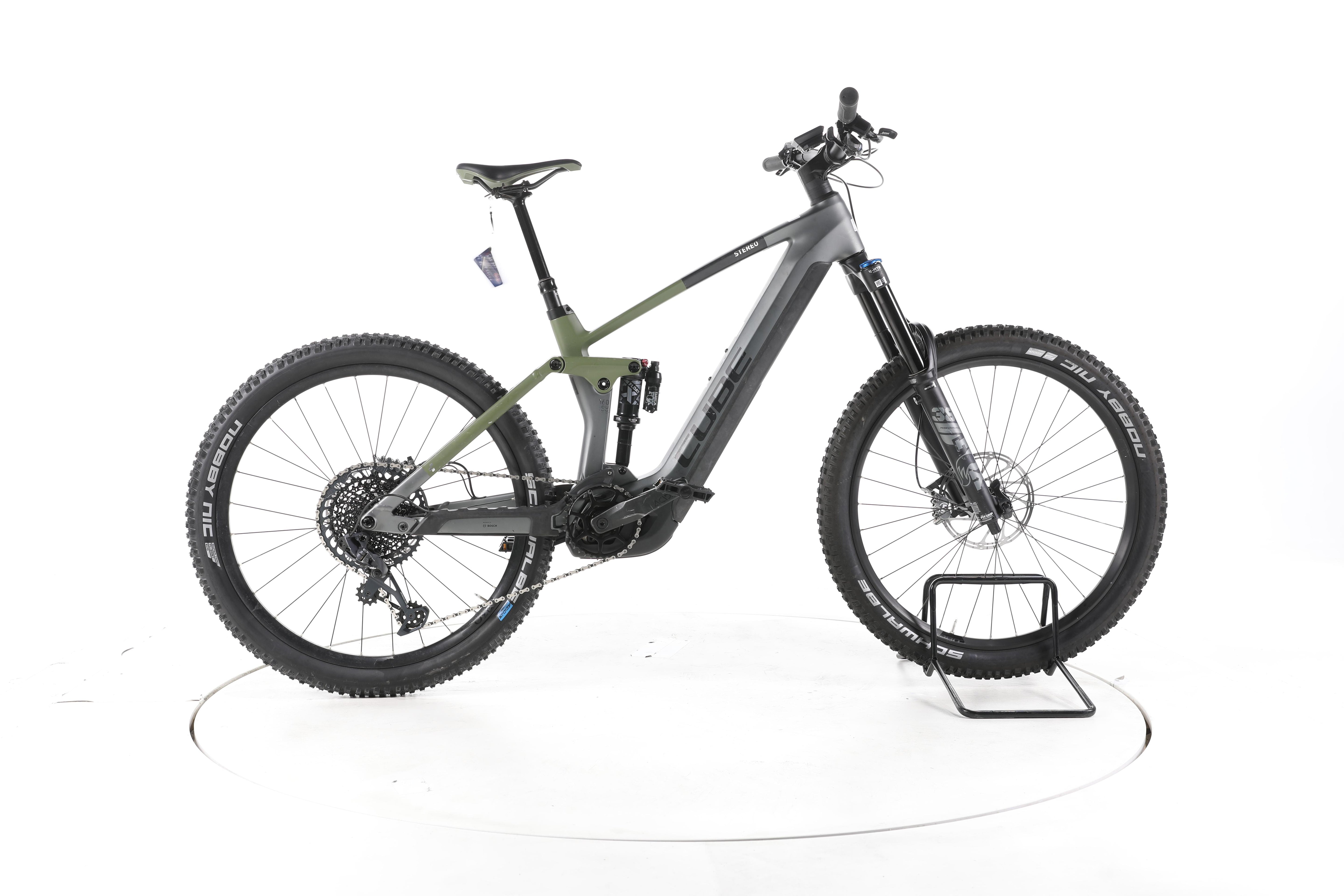 Cube Stereo Hybrid 160 HPC TM flash E-Bike Fully Carbon - Image 1