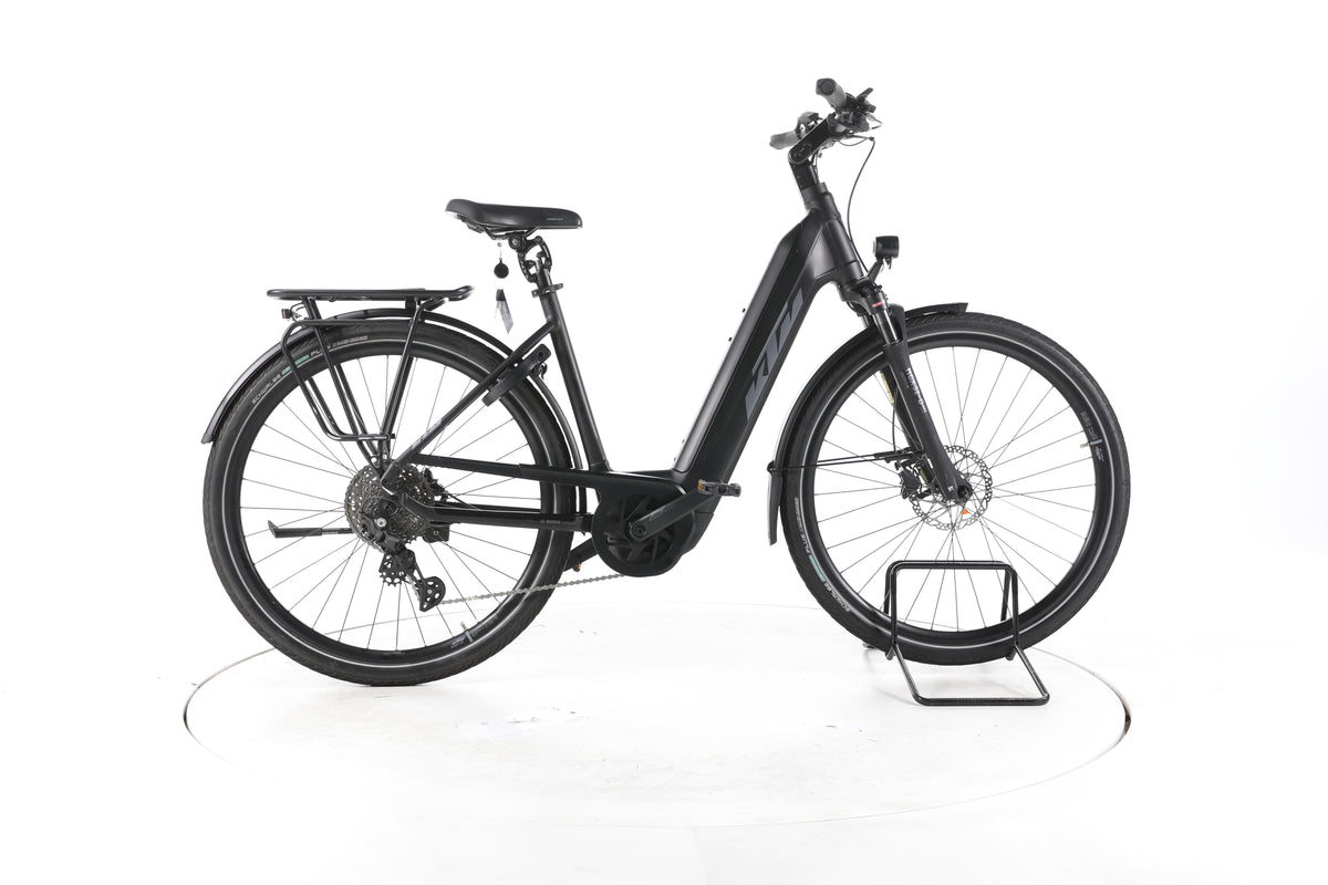 KTM Cento 10 Trekking E-Bike Tiefeinsteiger - Image 1