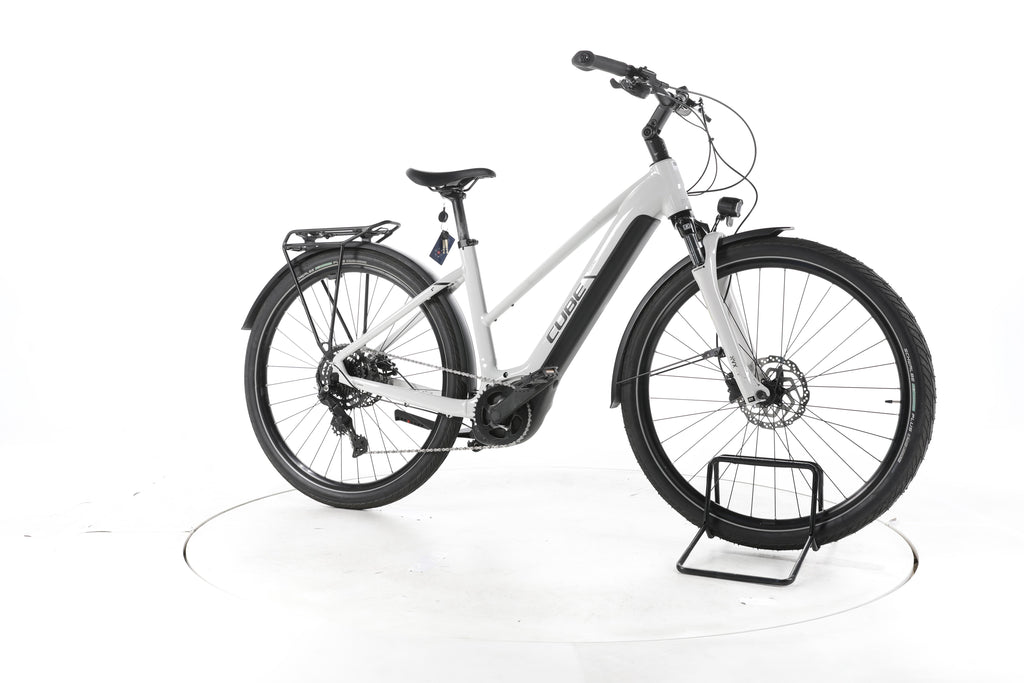 Cube Touring Hybrid ONE E-Bike 2025 - Image 2