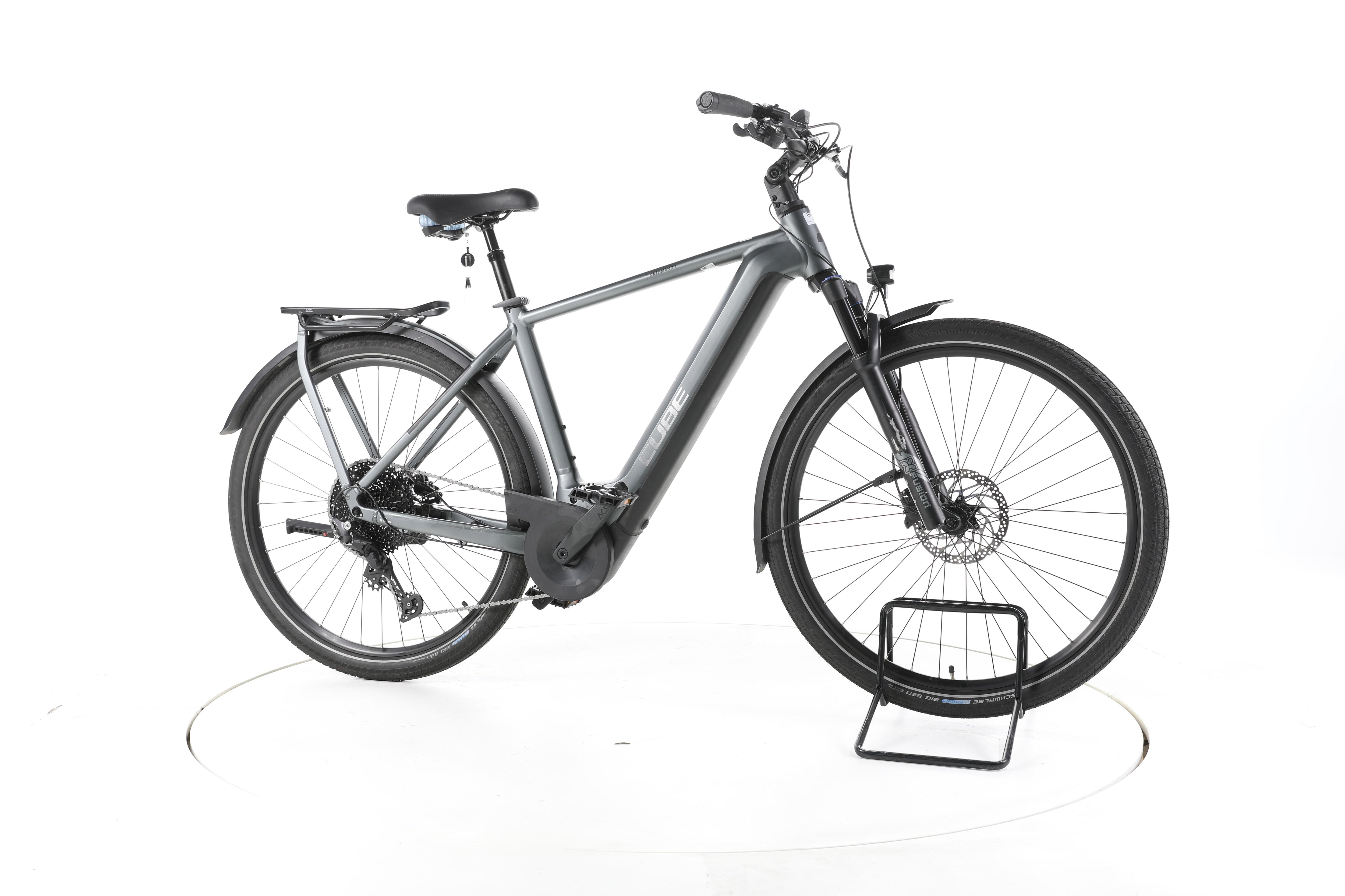 Cube Kathmandu Hybrid Pro Trekking E-Bike - Image 2