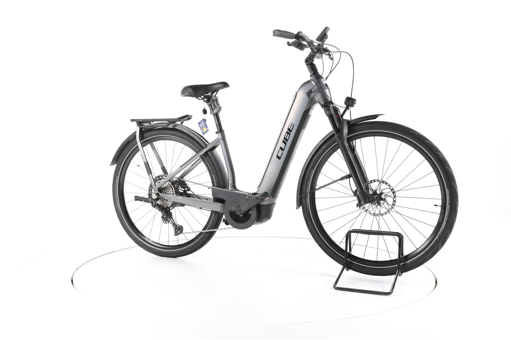 Cube Kathmandu Hybrid SLT Trekking E-Bike Tiefeinsteiger 2024 - Image 2