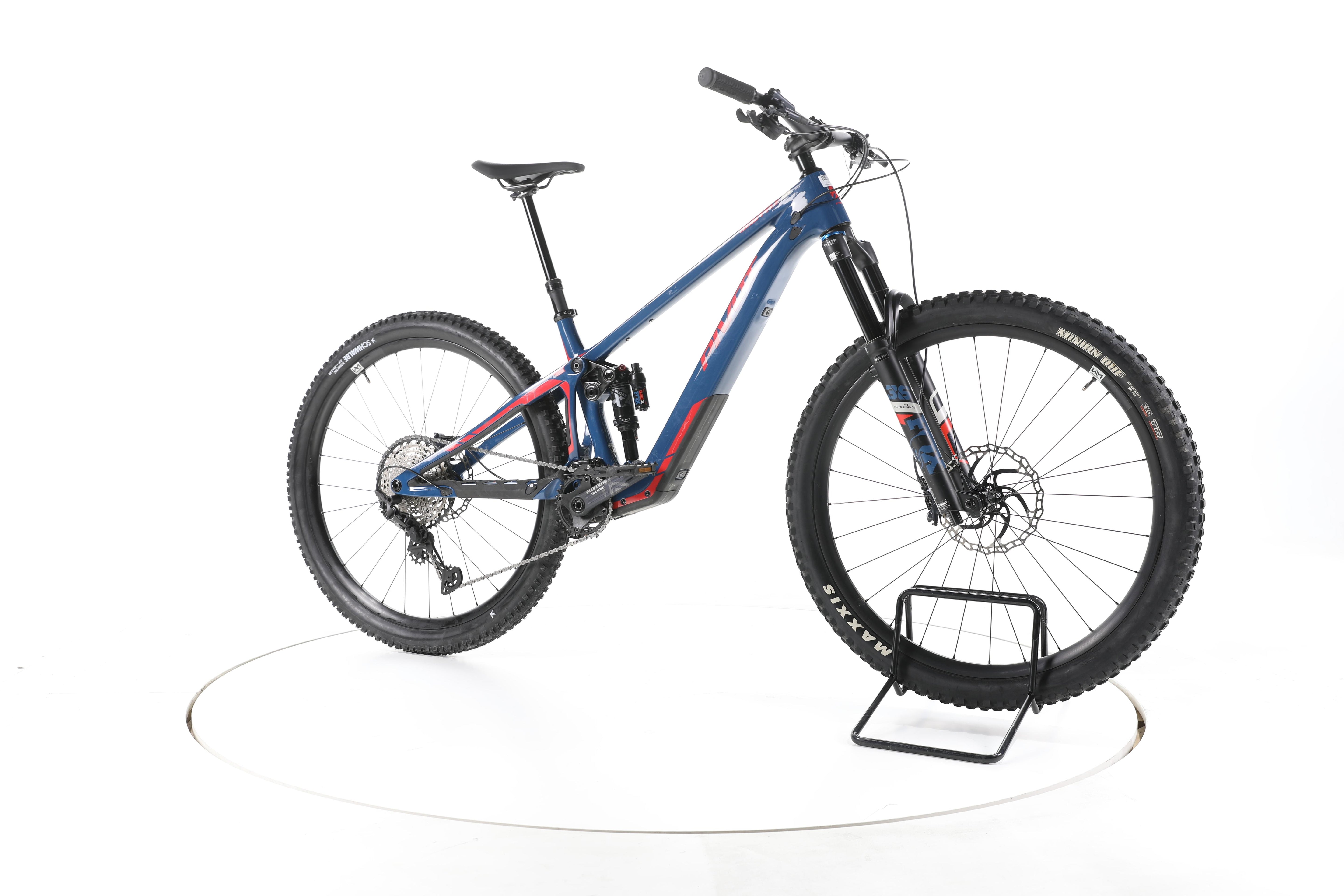 Pivot Cycles Shuttle SL Ride SLX/XT E-Bike Fully Carbon - Image 2