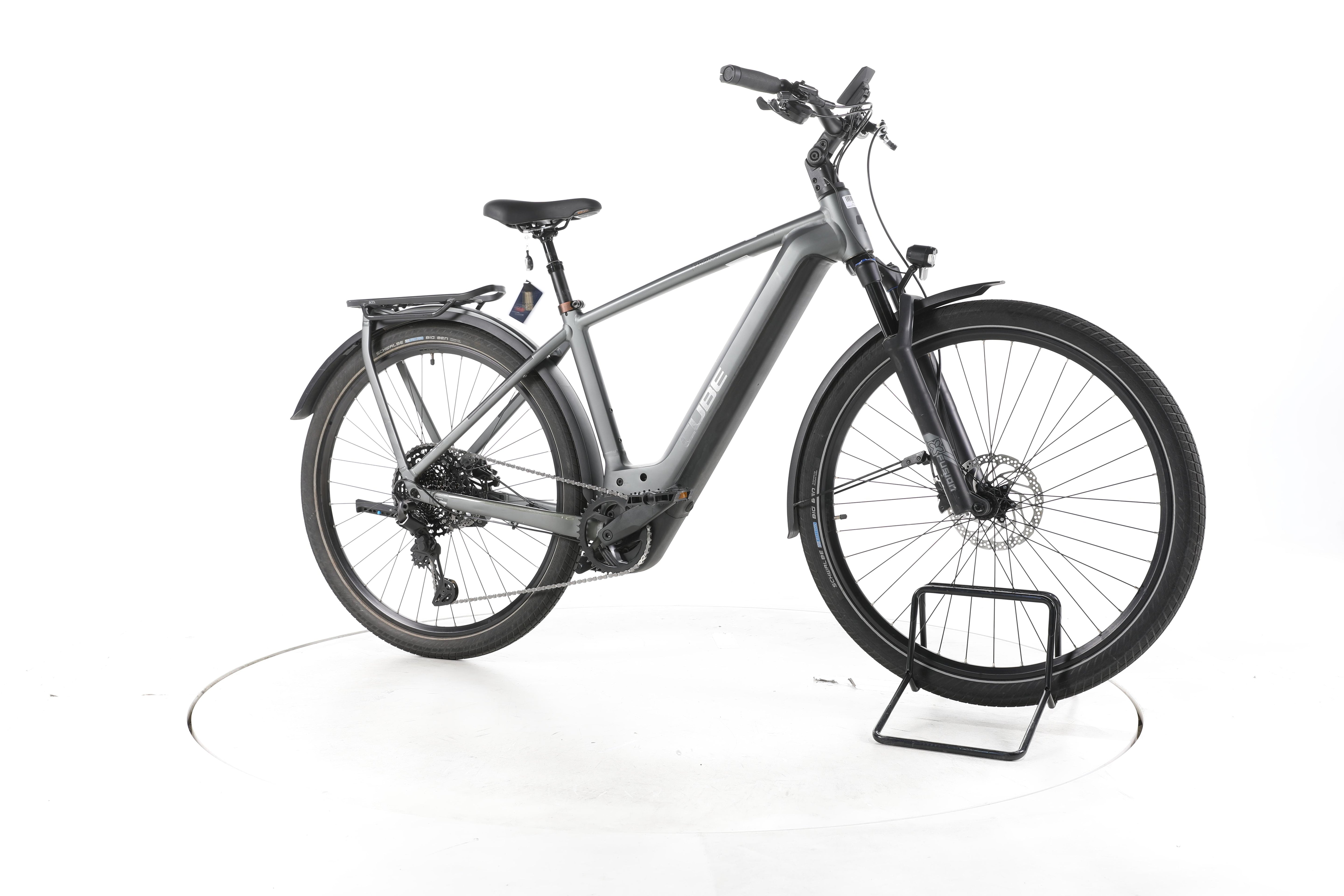 Cube Kathmandu Hybrid Pro Trekking E-Bike 2024 - Image 2