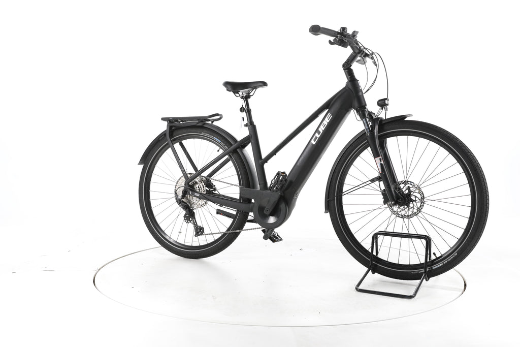 Cube Touring Hybrit Pro Trekking E-Bike - Image 2