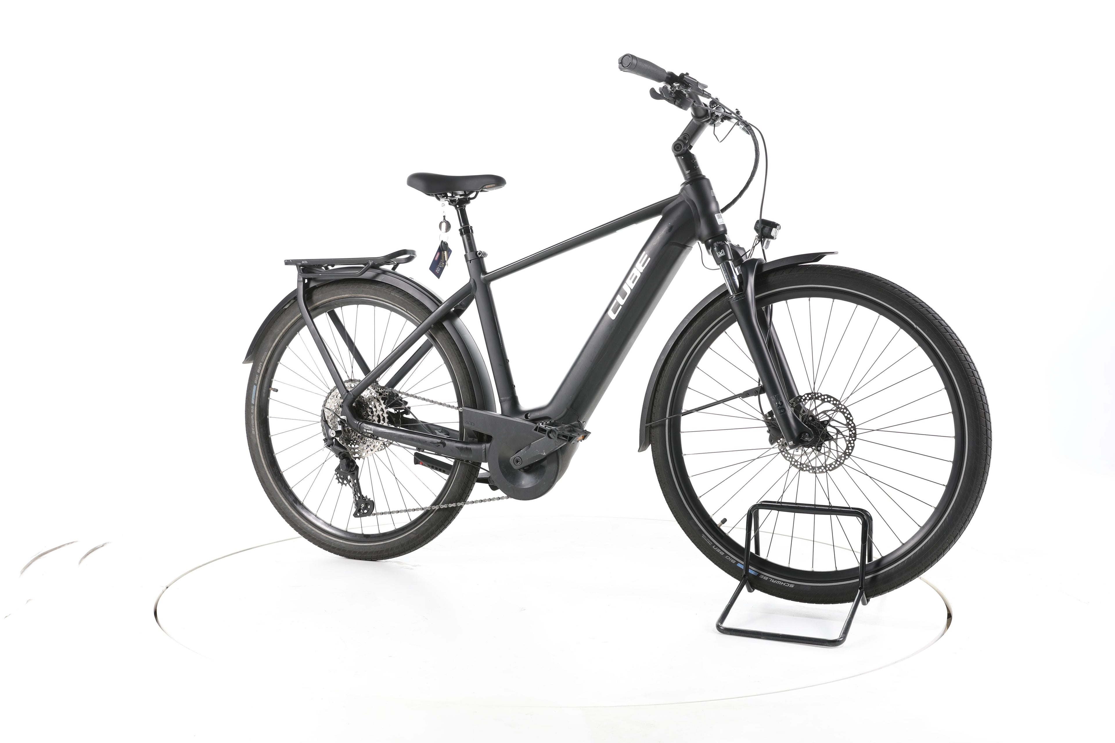 Cube Touring Hybrid Pro Trekking E-Bike 2023 - Image 2