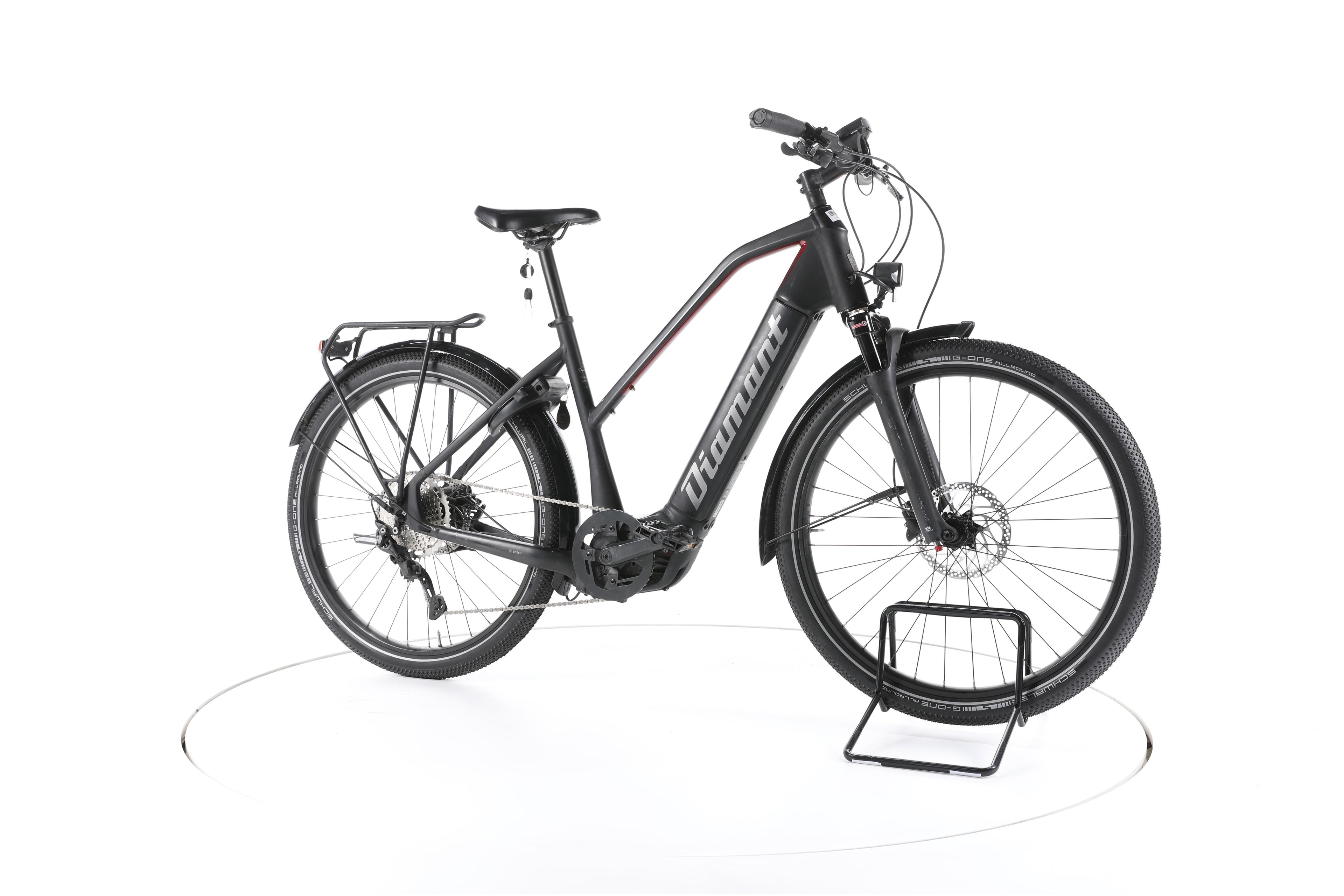 Diamant Zouma Deluxe+ Trekking E-Bike - Image 2