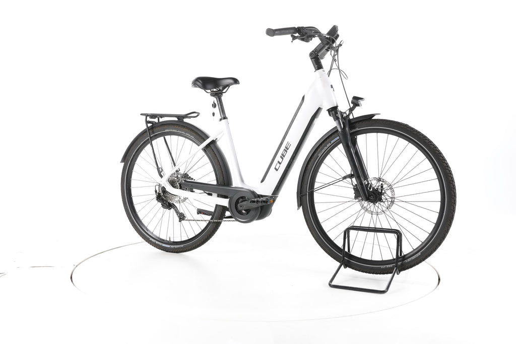 Cube Supreme Sport Hybrid ONE Trekking E-Bike Tiefeinsteiger - Image 2
