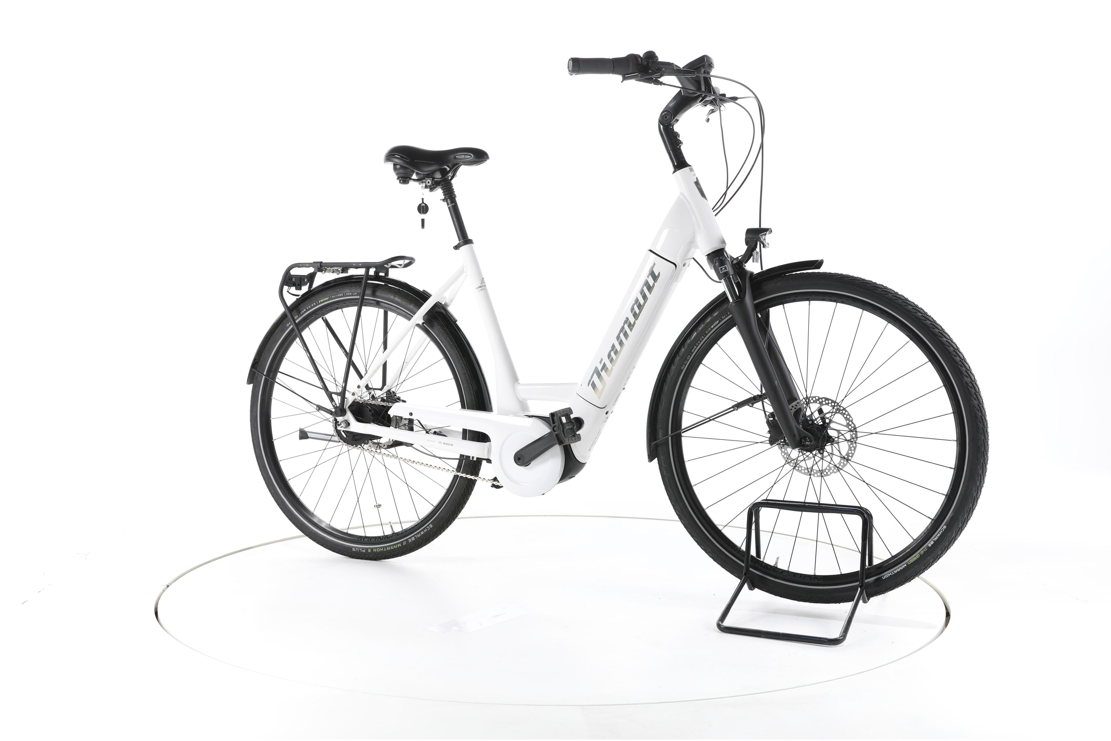 Diamant Beryll deluxe + City E-Bike Tiefeinsteiger - Image 2