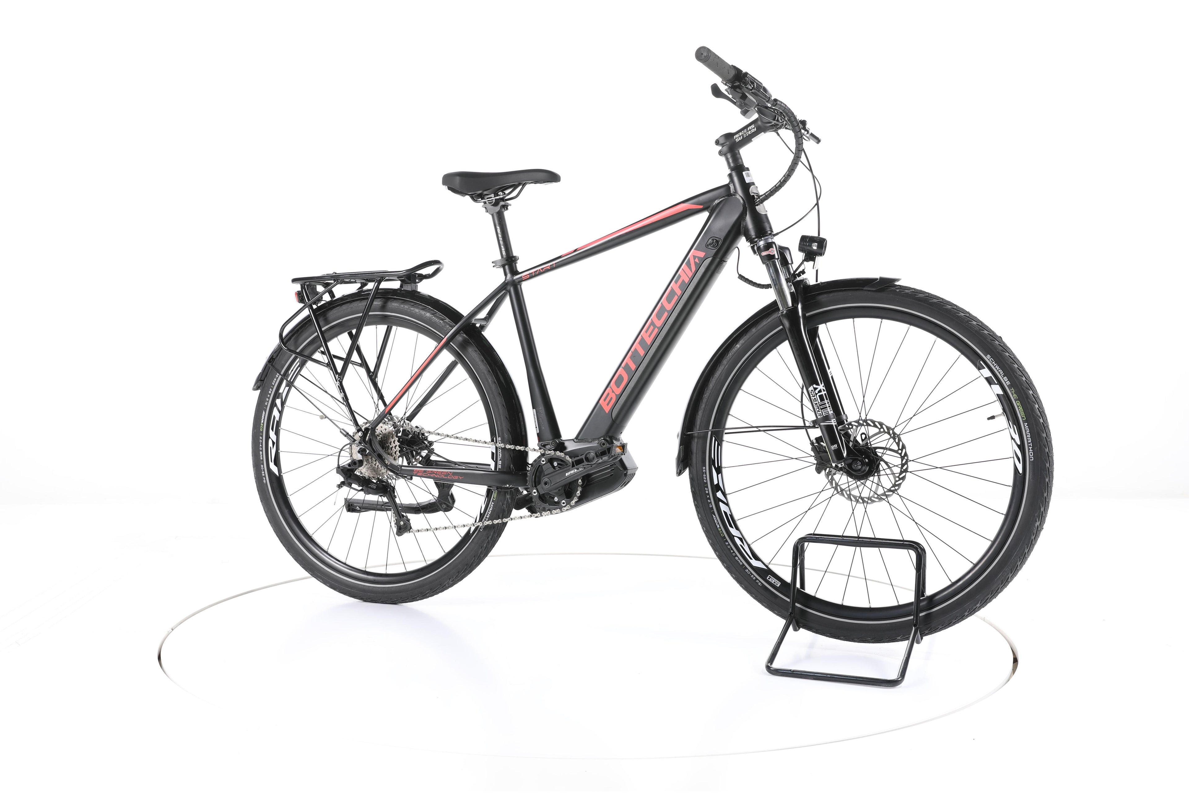 Bottecchia BE32 Evo Start Trekking E-Bike - Image 2