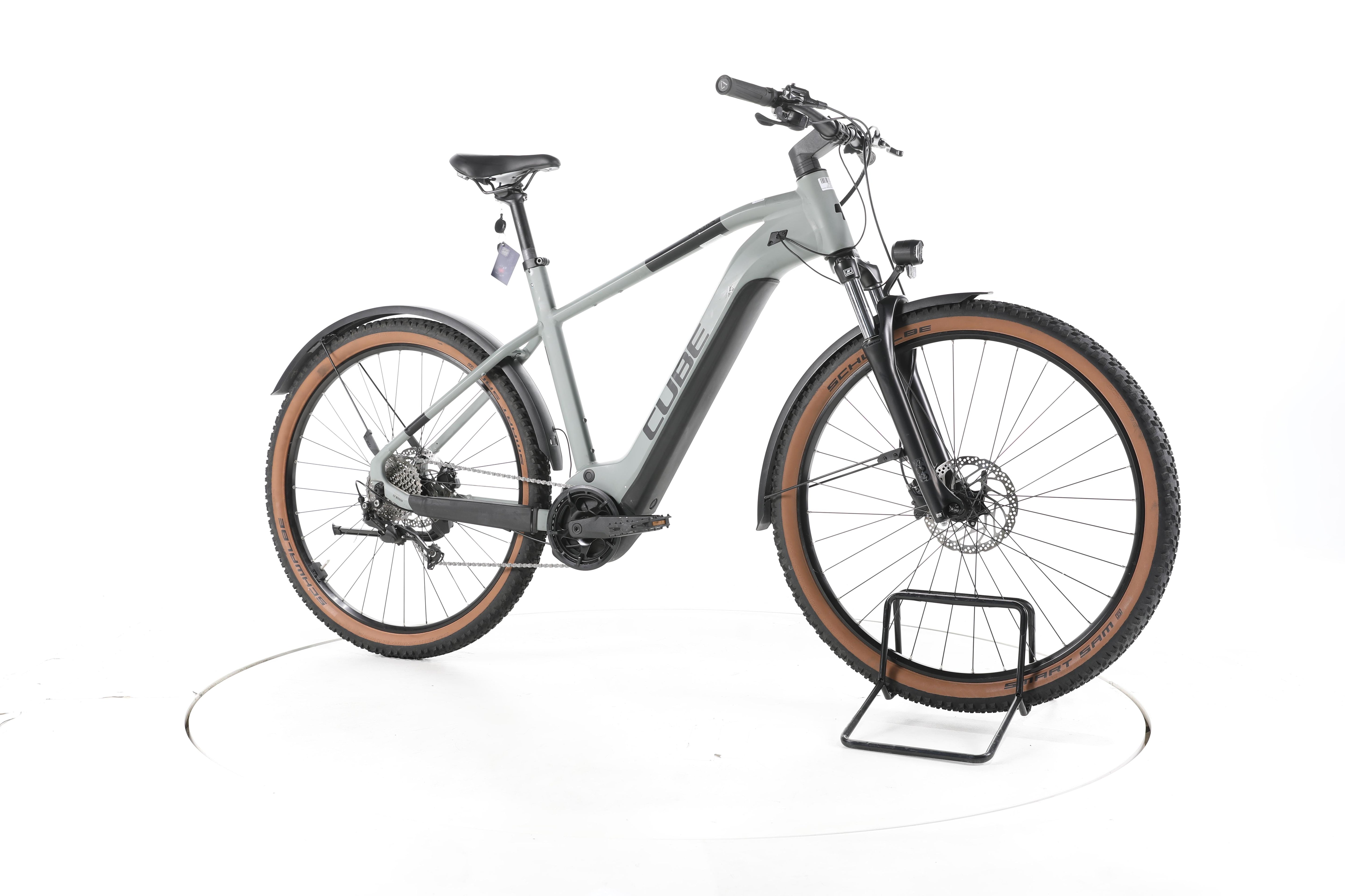 Cube Reaction Hybrid Performance Trekking E-Bike - Image 2