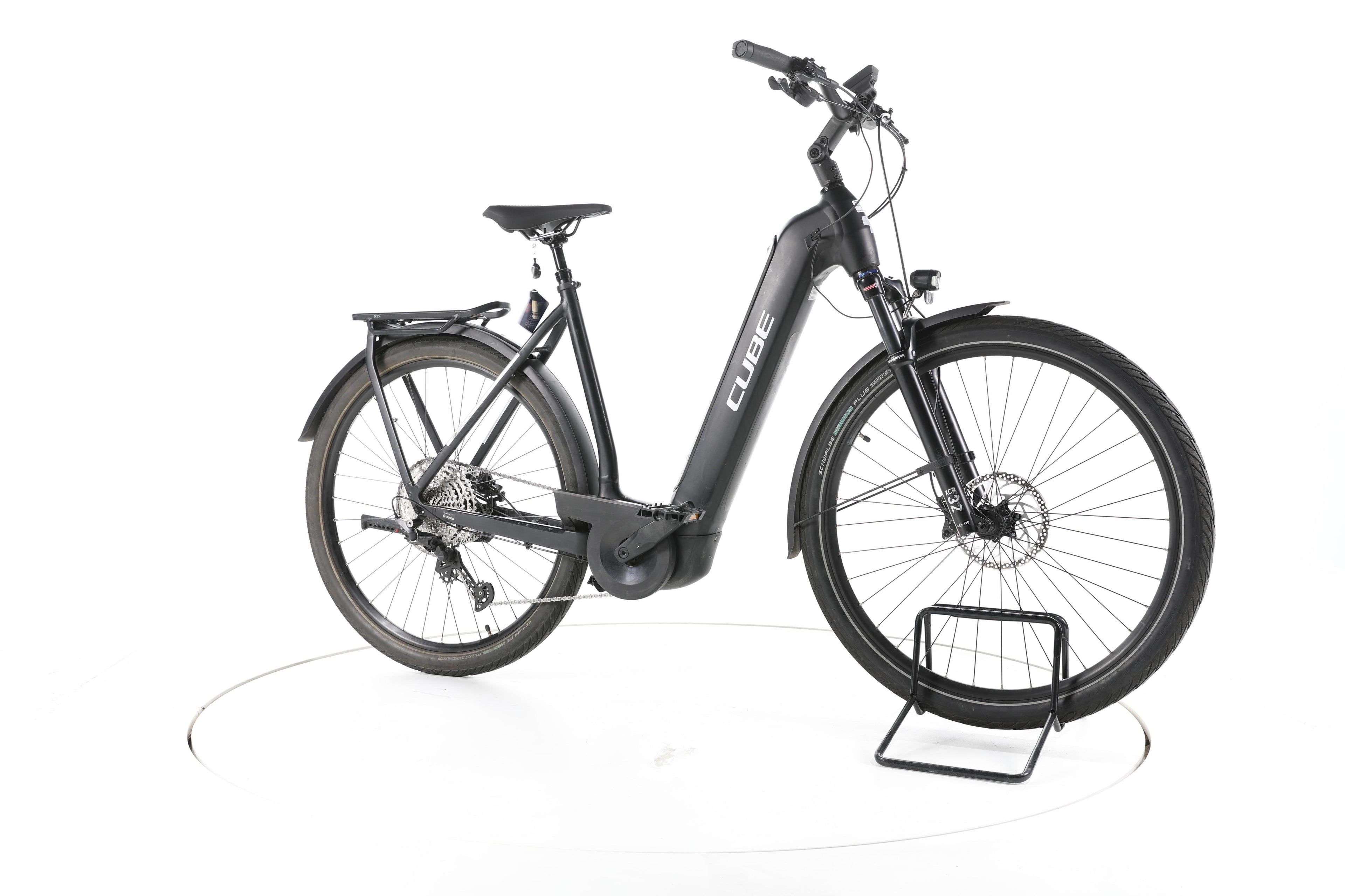 Cube Kathmandu Hybrid EXC Trekking E-Bike Tiefeinsteiger - Image 2