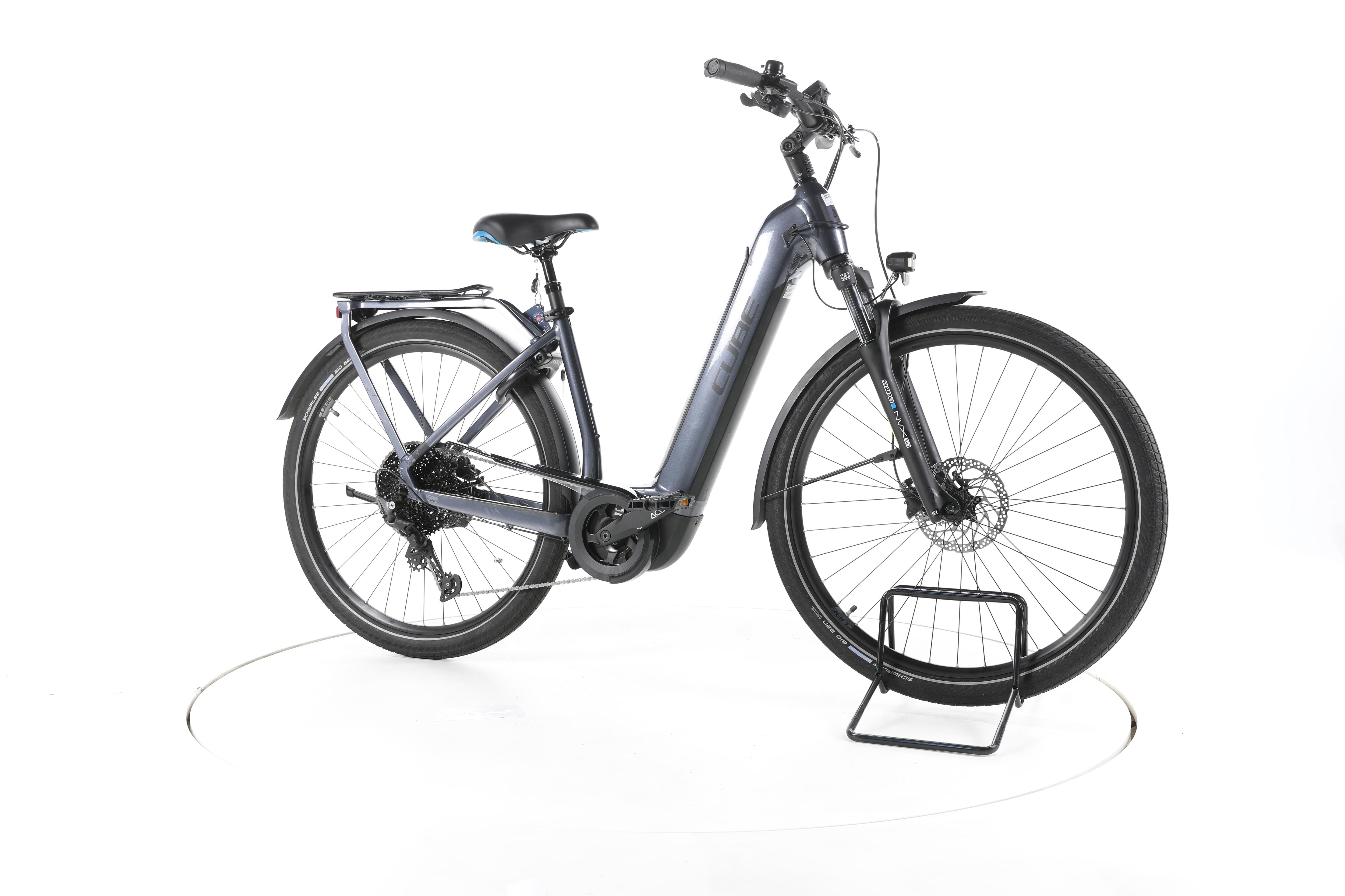 Cube Touring Hybrid Pro Trekking E-Bike Tiefeinsteiger - Image 2