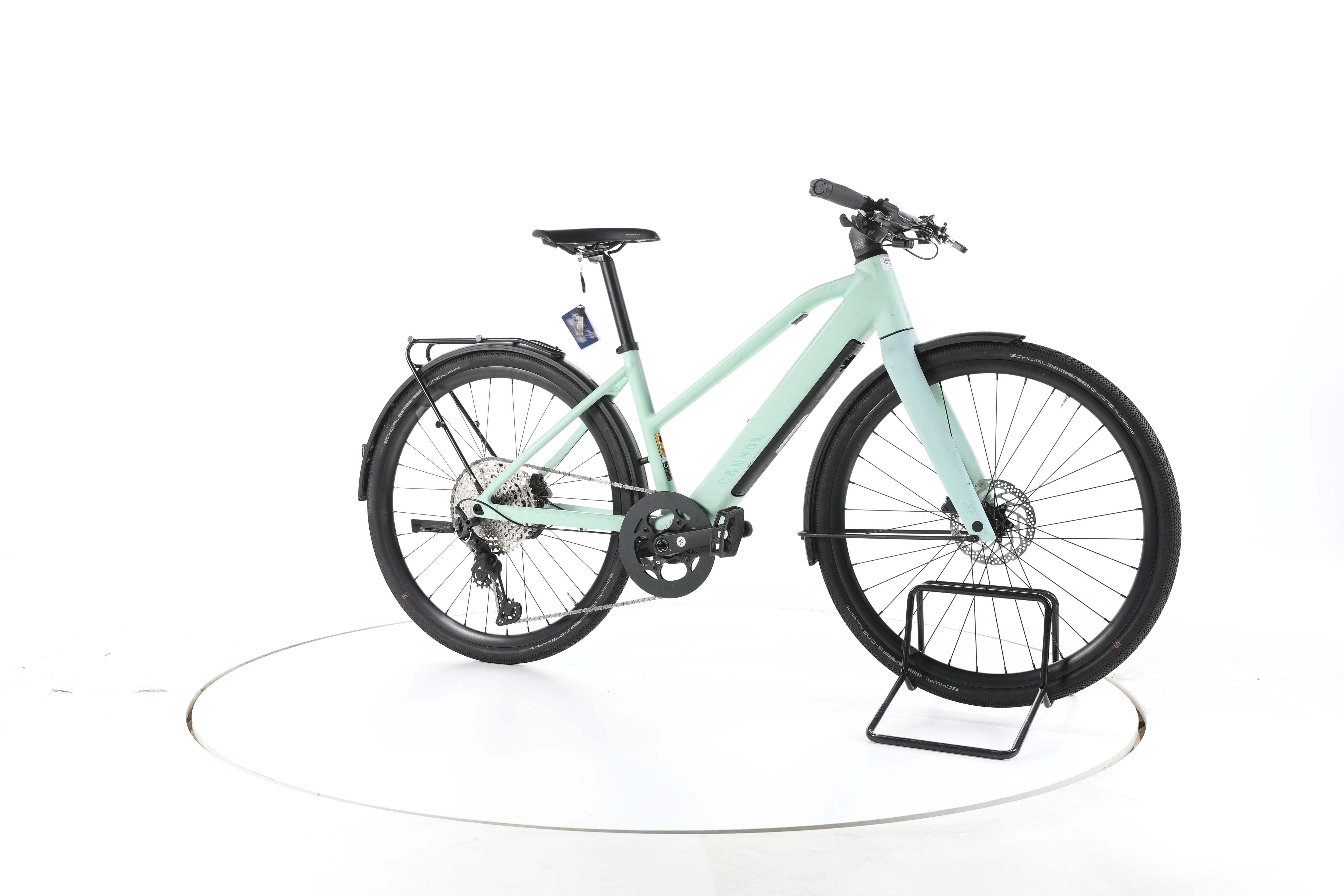 Canyon Commuter:ON 7 Trekking E-Bike - Image 2