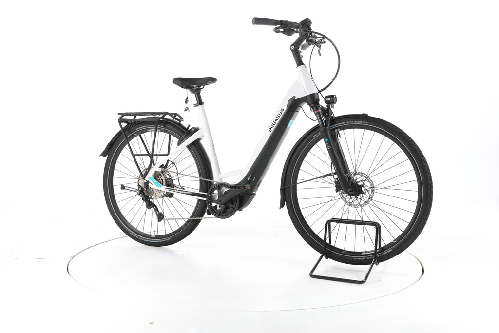 Pegasus Premio evo 10 Lite Trekking E-Bike Tiefeinsteiger - Image 2
