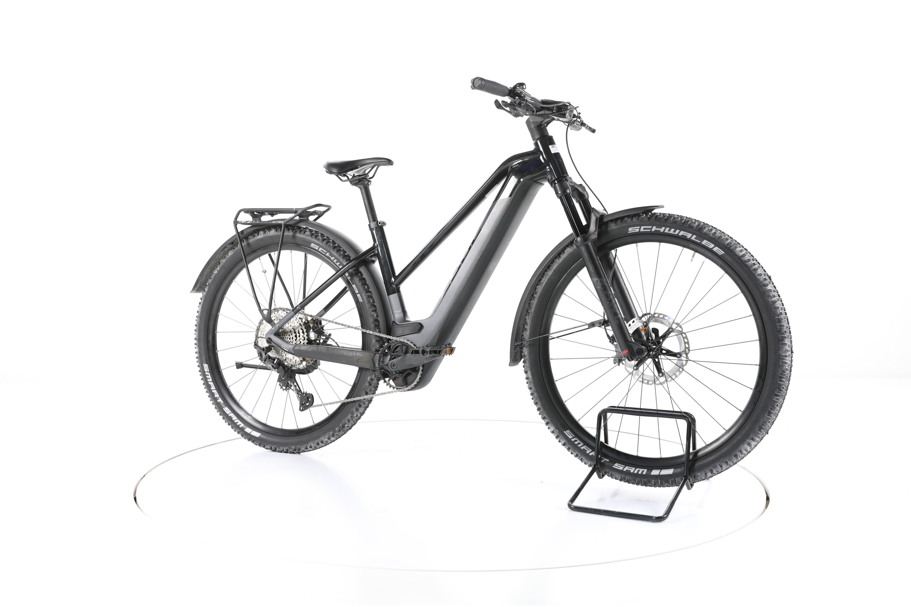 Cube Reaction Hybrid SLT Trekking E-Bike - Image 2