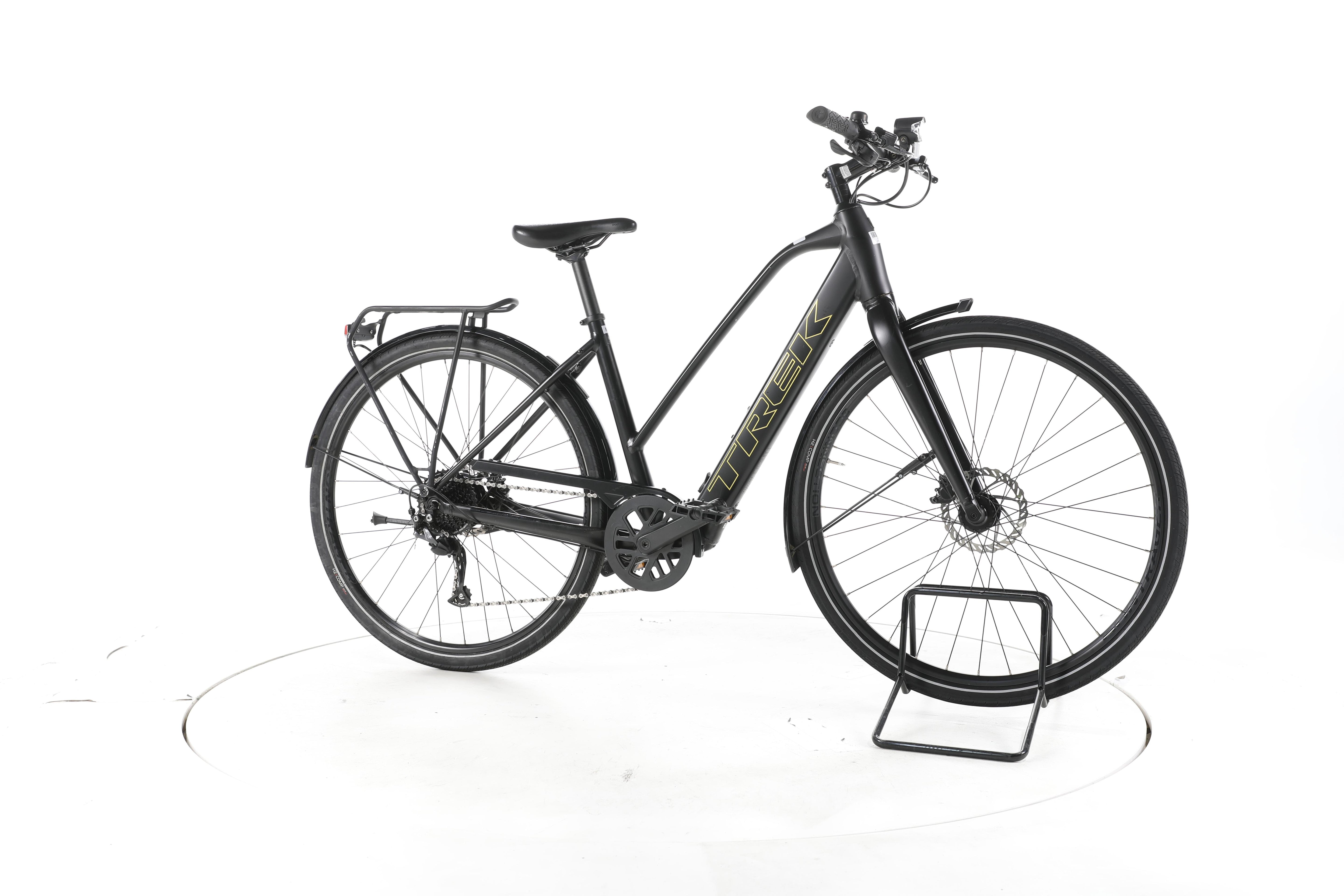 Trek FX+ 2 Stagger Trekking E-Bike - Image 2