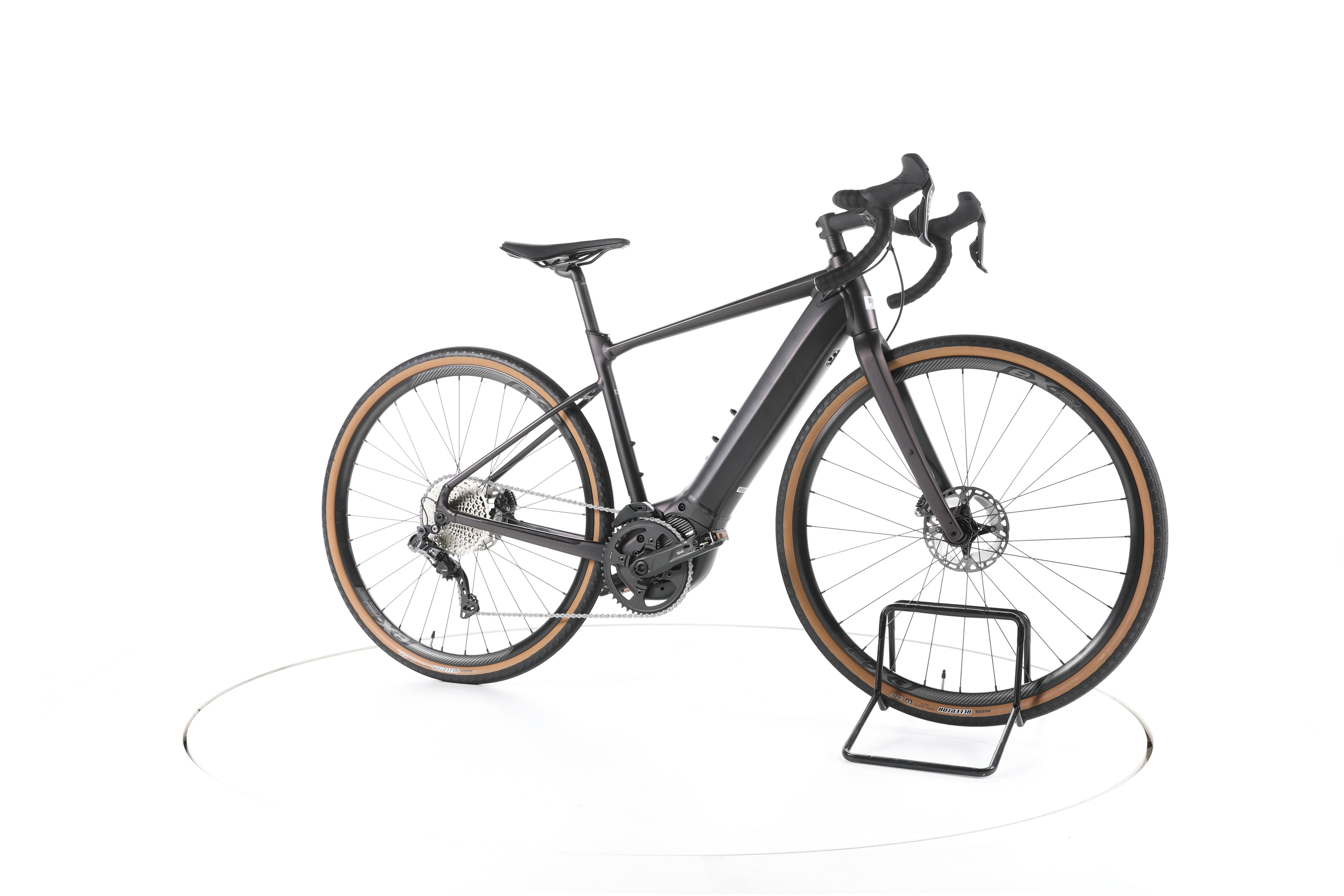 Giant Revolt E+ E-Gravelbike - Image 2