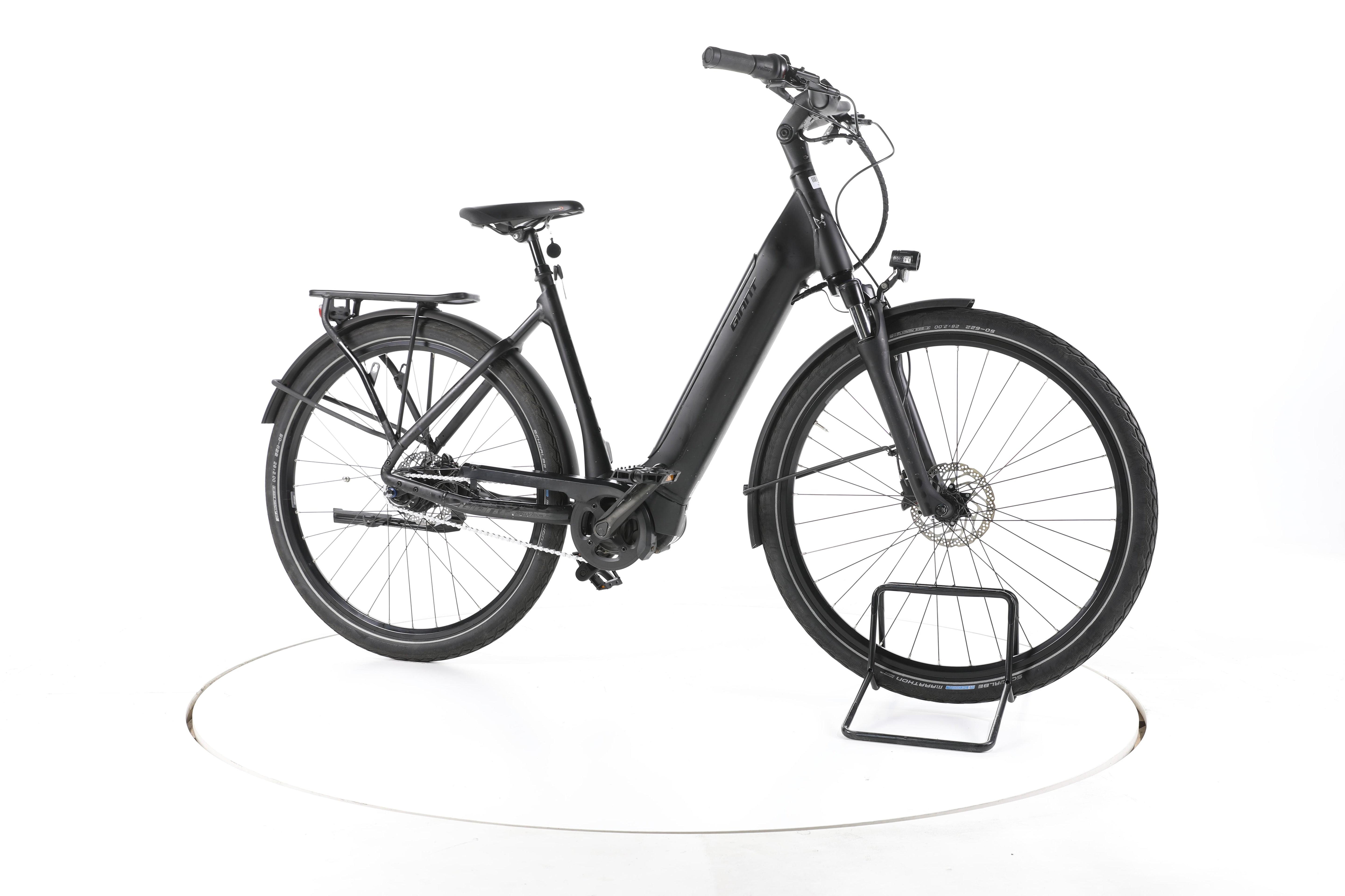 Giant E+ 2 LDS City E-Bike Tiefeinsteiger - Image 2