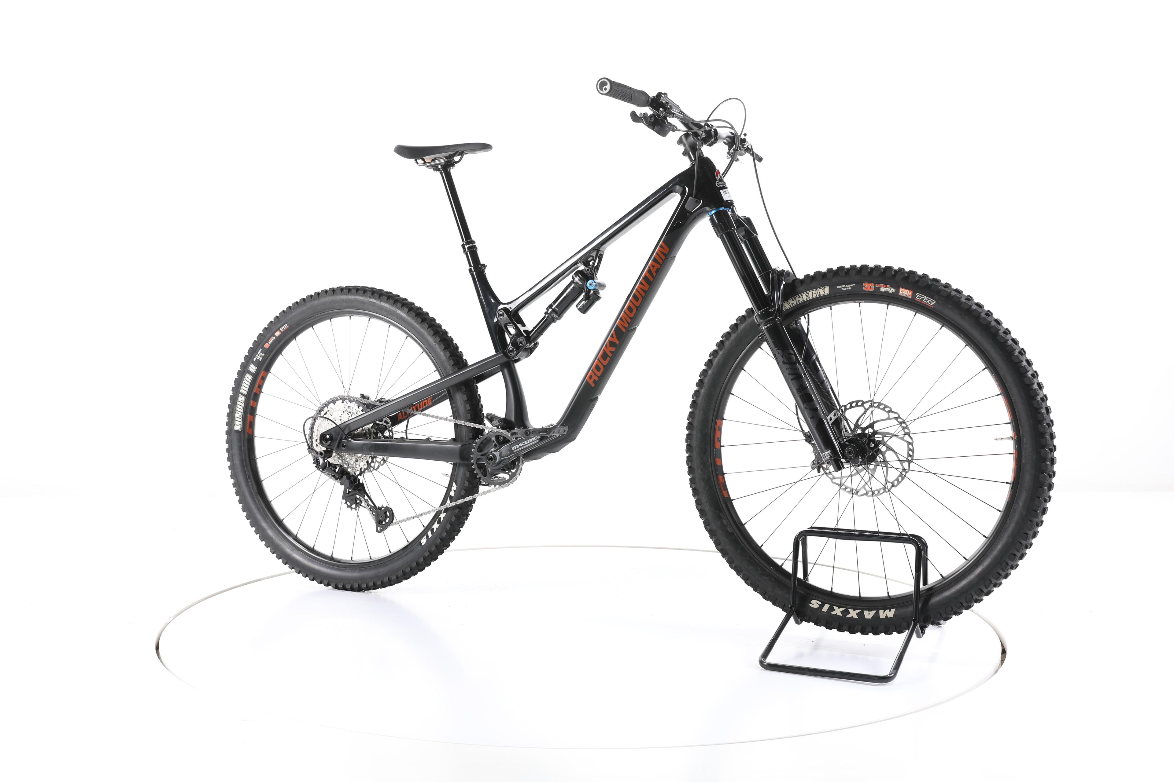 RockyMountain Altitude Carbon 50 - Image 2
