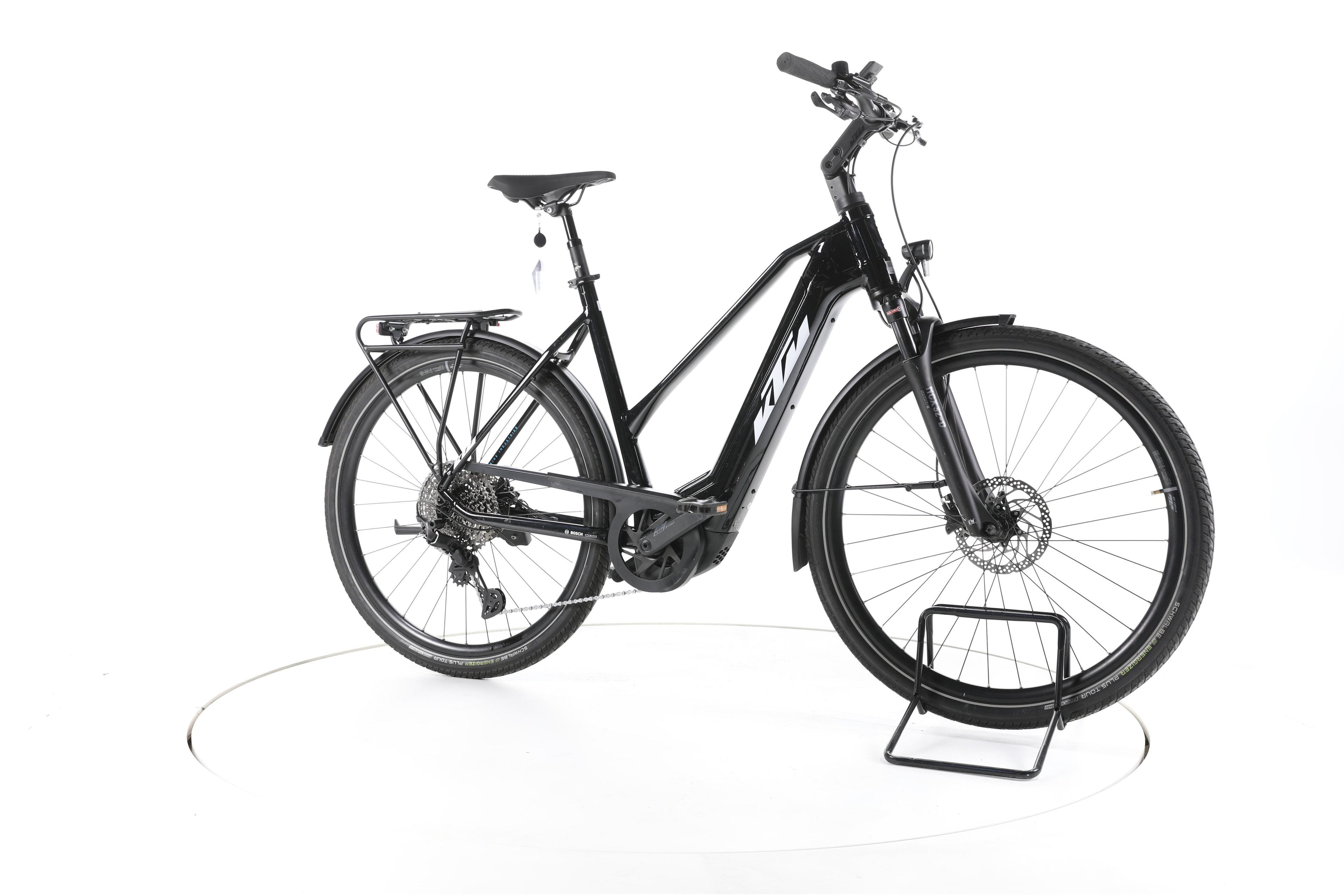 KTM Macina Ultimate Pro Trekking E-Bike 2024 - Image 2