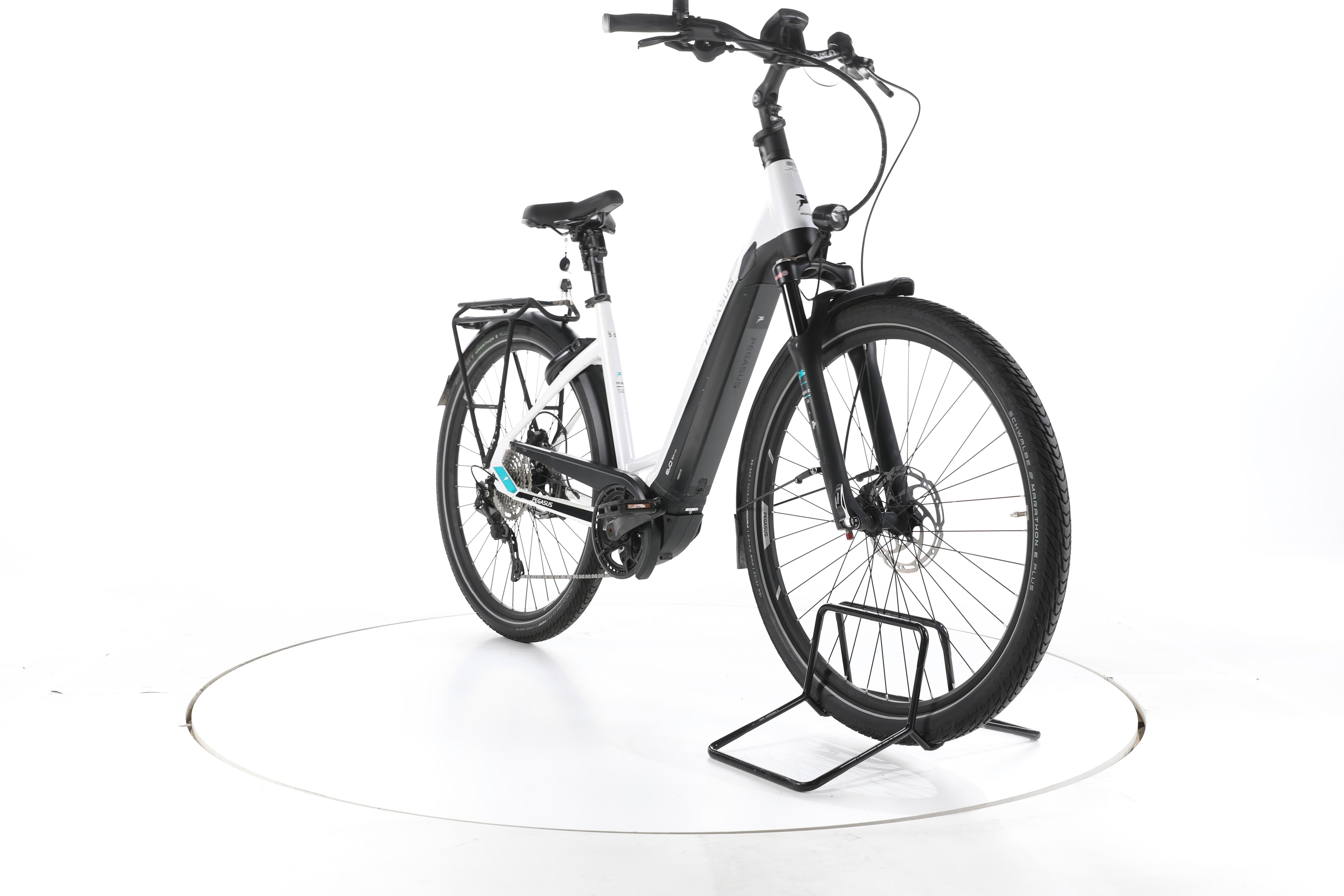 Pegasus Premio Evo Lite Comfort Trekking E-Bike Tiefeinsteiger - Image 3